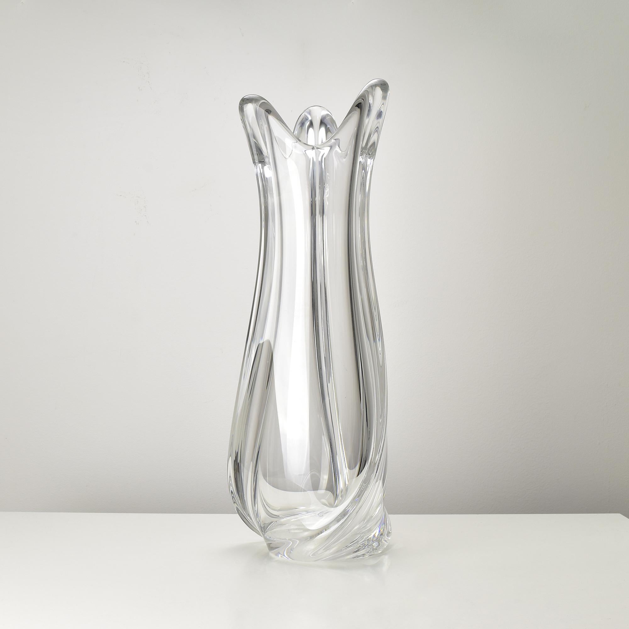 Vaso scultoreo gigante in vetro trasparente soffiato di 50 cm di Val Lambert in vendita 1