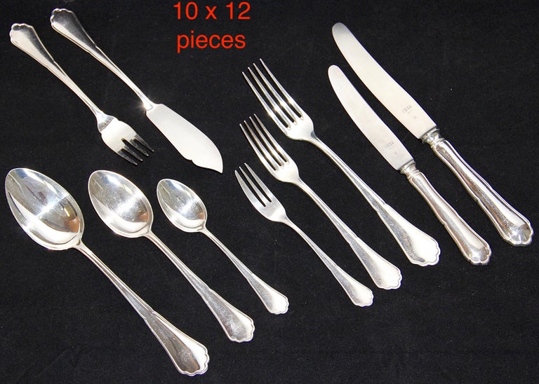 Giant 800 silver flatware and fish set for 12 service. 127 pieces. Cutlery.
Without engraving.

Manufacturer BSF (Bremer Silberwarenfabrik AG).

Traditional German company for high-quality cutlery, flatware and silverware.