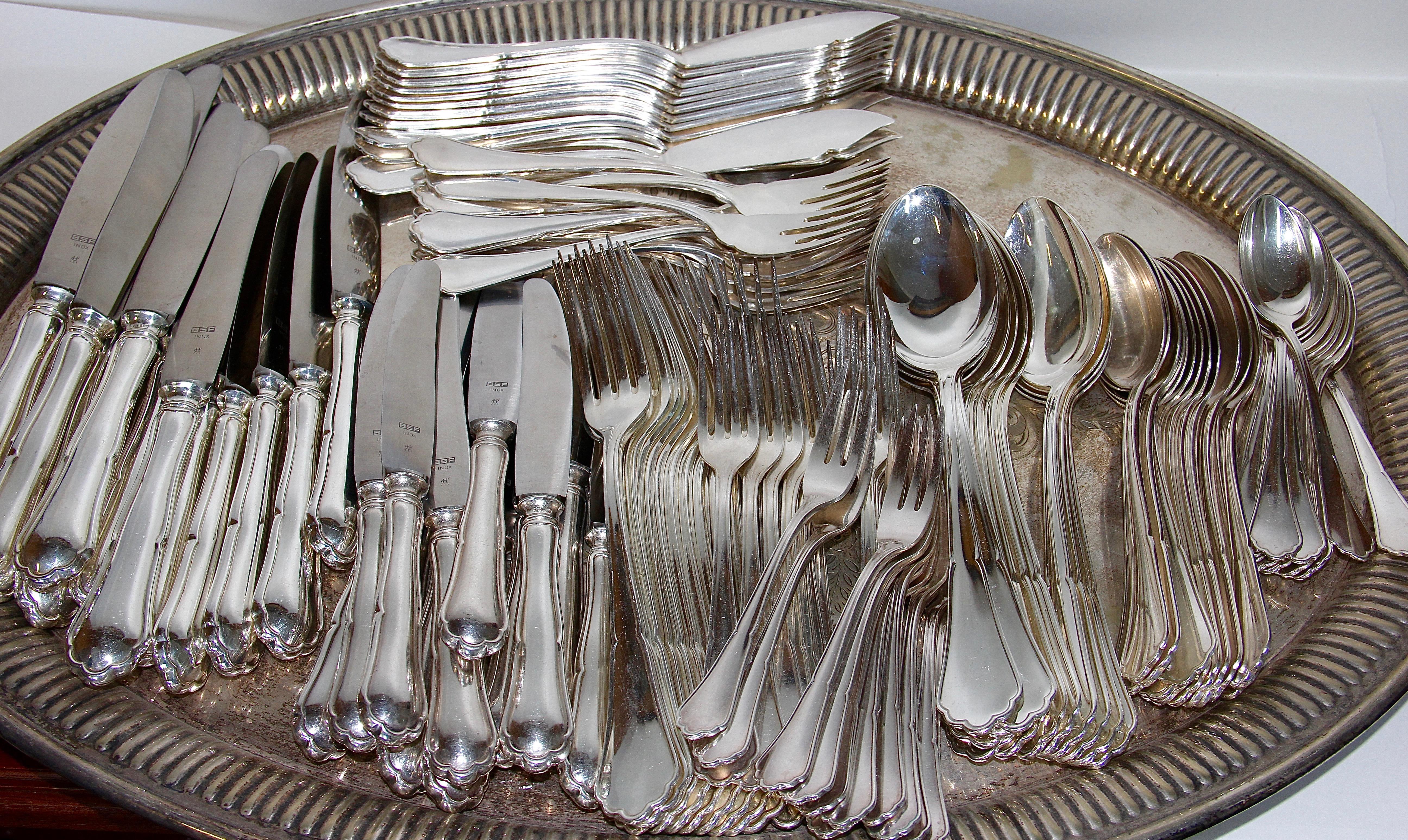 Giant 800 Silver Flatware and Fish Set for 12 Service, 127 Pieces, Cutlery In Good Condition For Sale In Berlin, DE