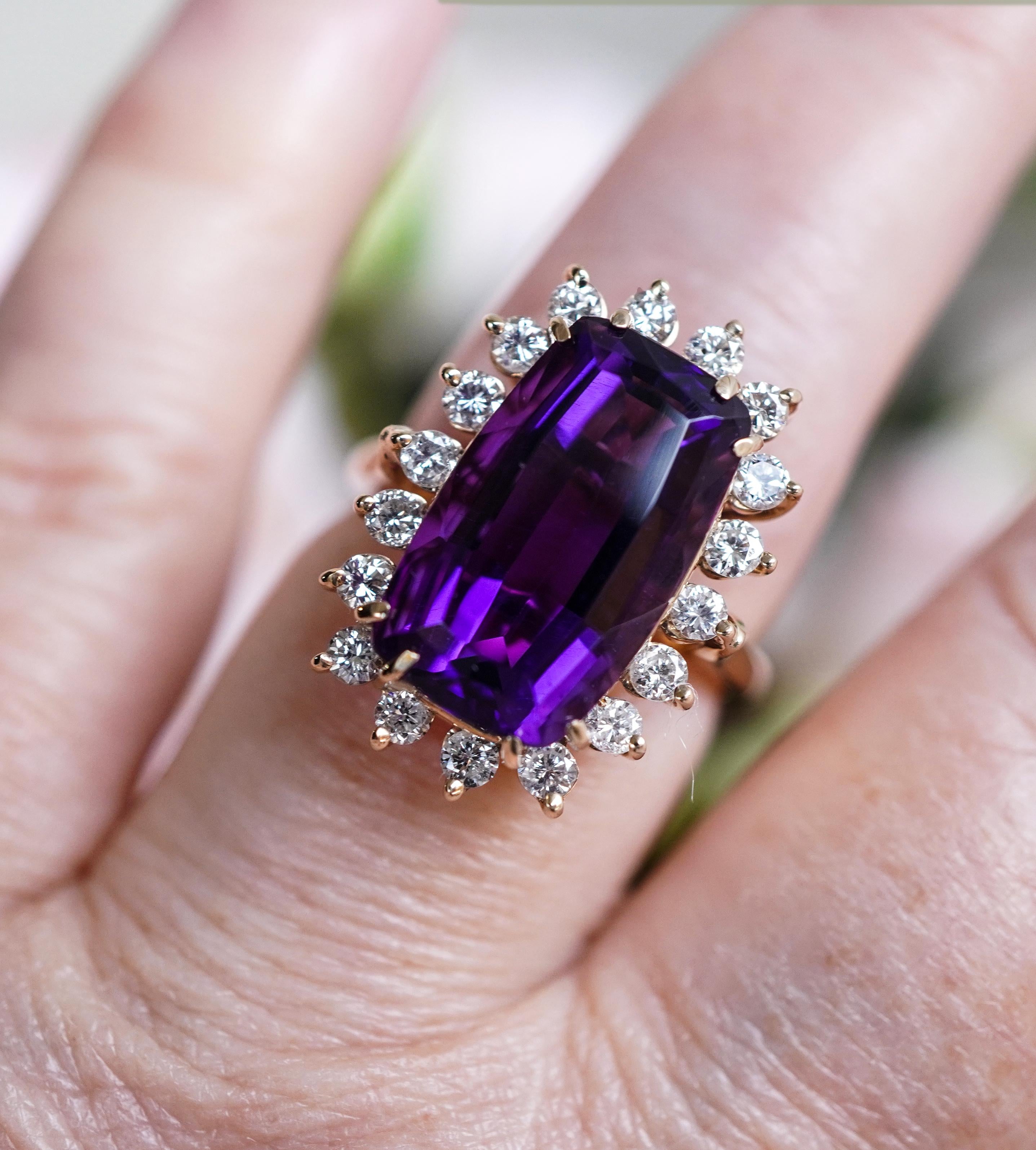 Giant African Amethyst Diamond Cocktail 14K Gold Halo Ring Fancy Cushion cut In Good Condition For Sale In Brambleton, US