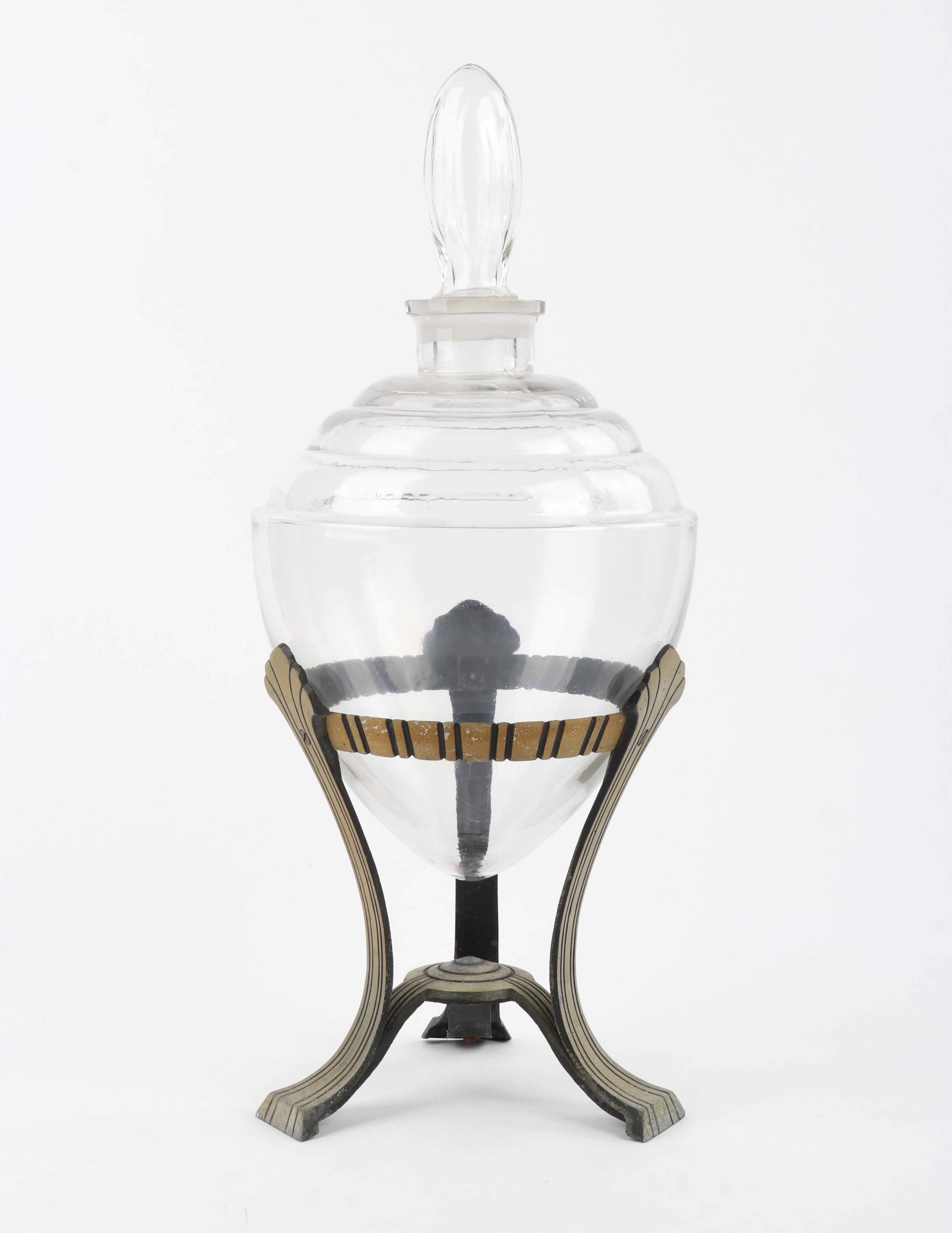Présentoir de bouteille de parfum d'apothicaire en verre antique géant, bocal d'urne, support d'urne. en vente 1