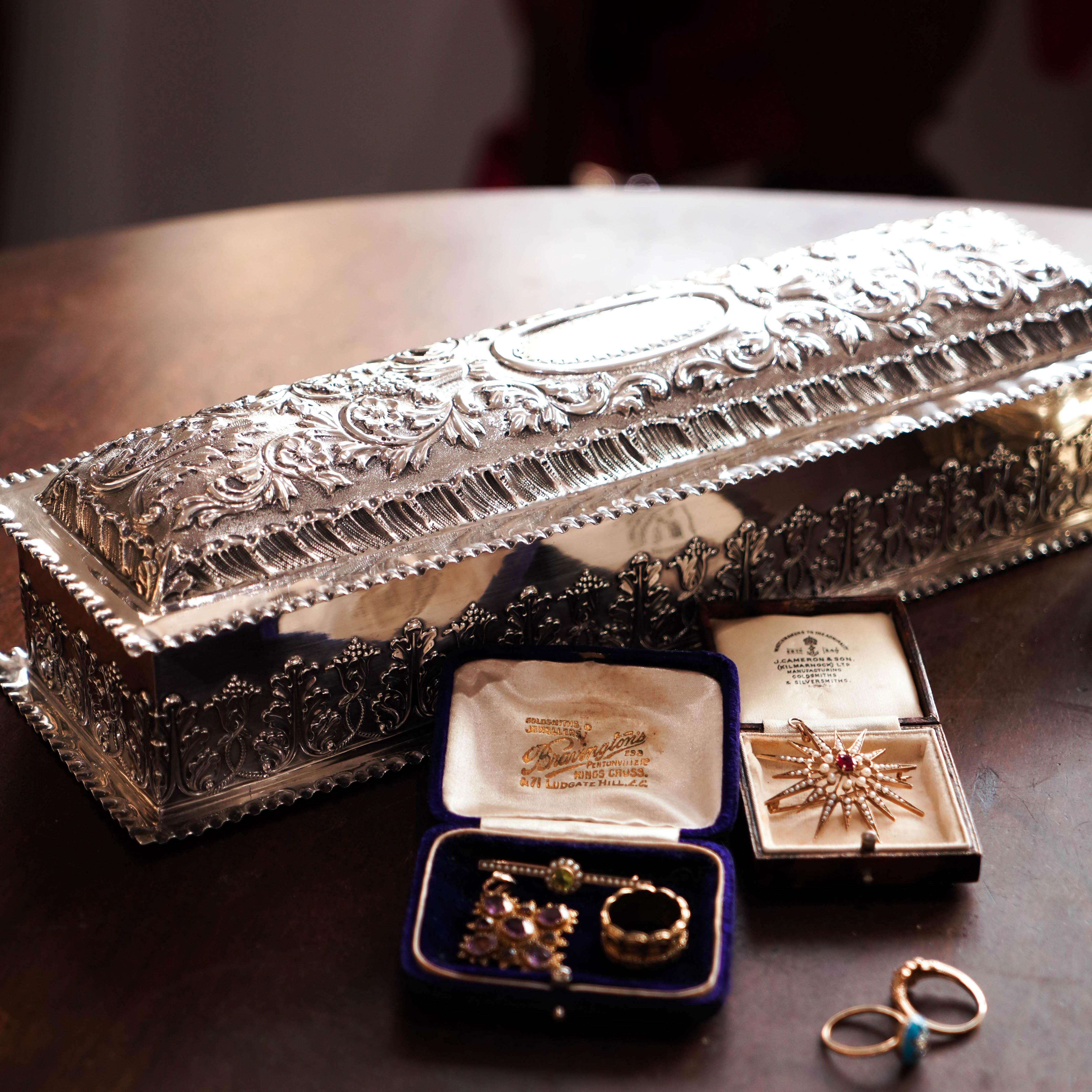 Giant Antique Edwardian Solid Silver Jewellery Box - Mappin & Webb Ltd 1901 For Sale 12