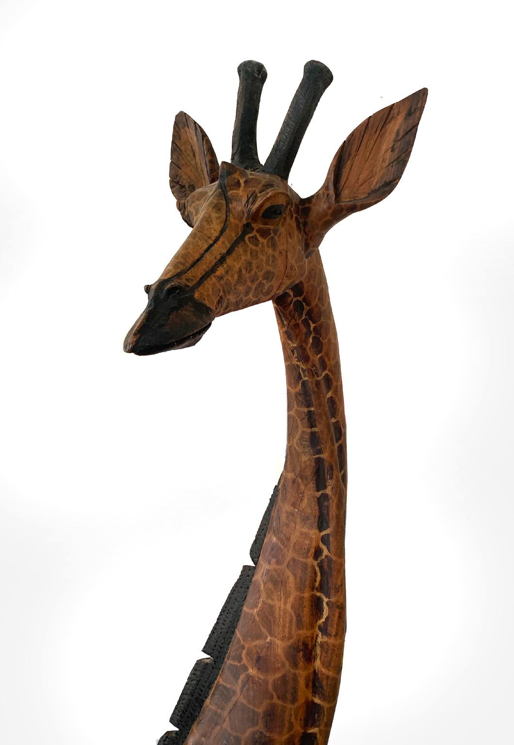 Giant Antique Giraffe Sculpture In Good Condition In Sag Harbor, NY