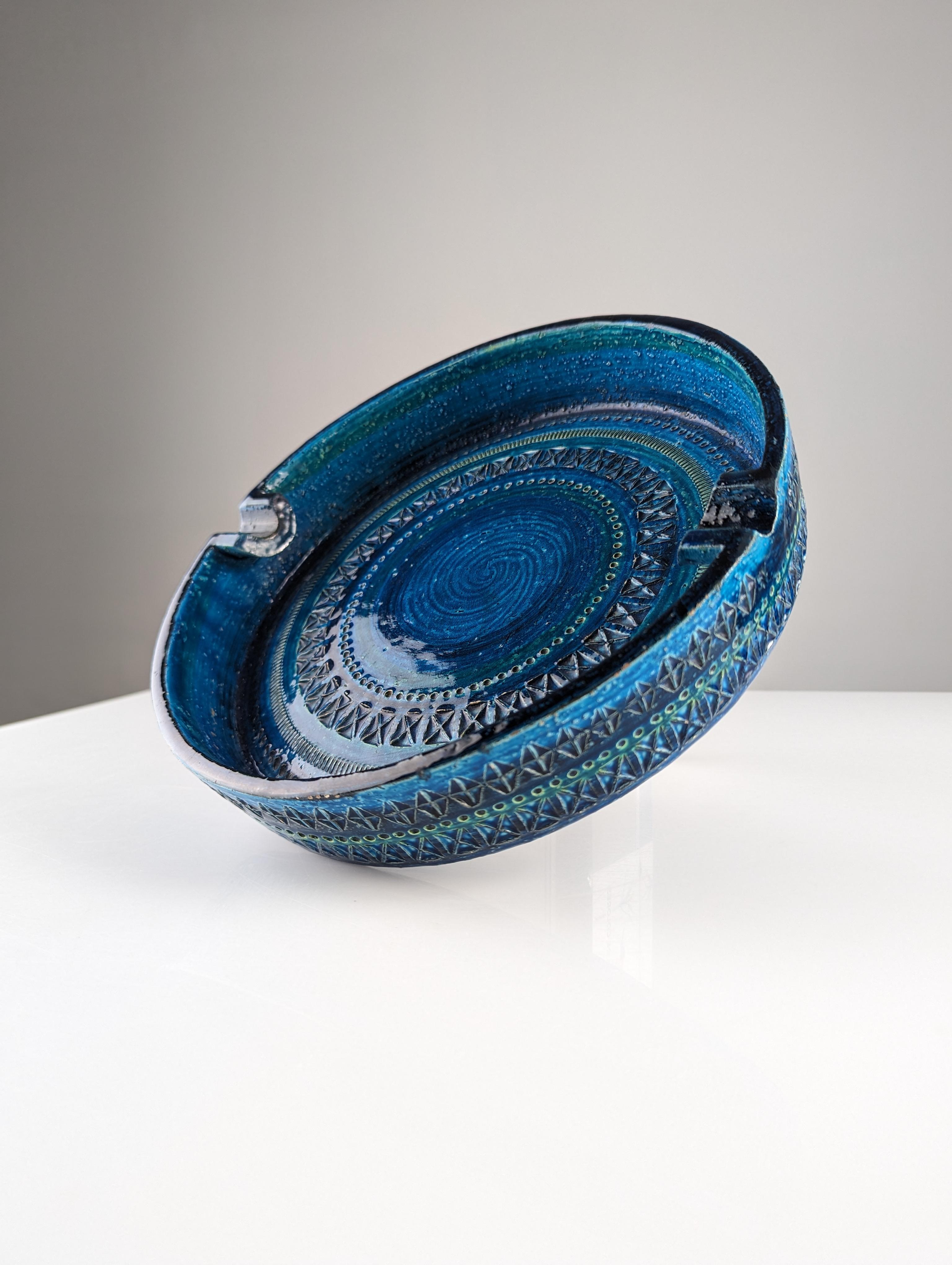 Giant blue ceramic ashtray by Aldo Londi for Bitossi For Sale 4