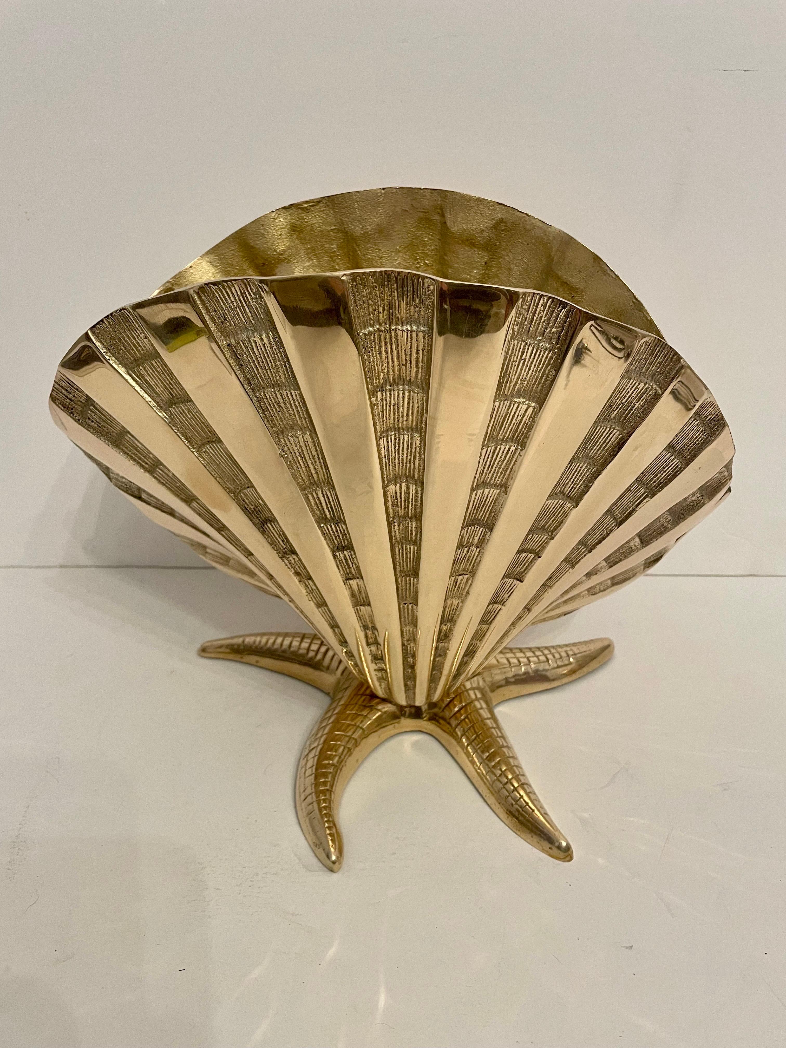 Giant Brass Nautical Clam Shell Seashell on Starfish Base Planter Sculpture For Sale 4
