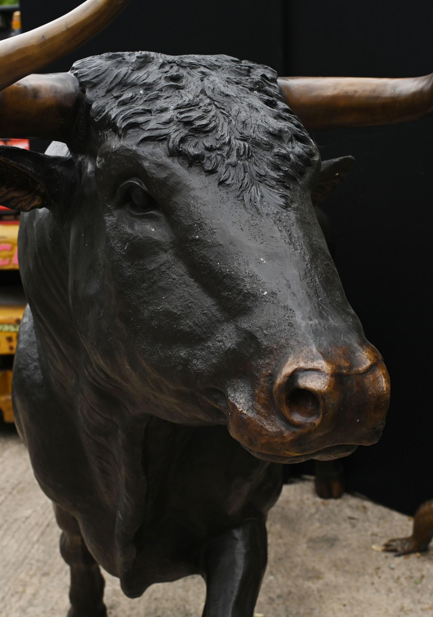 Giant Bronze Bull Statue Bullock Garden Animals 5