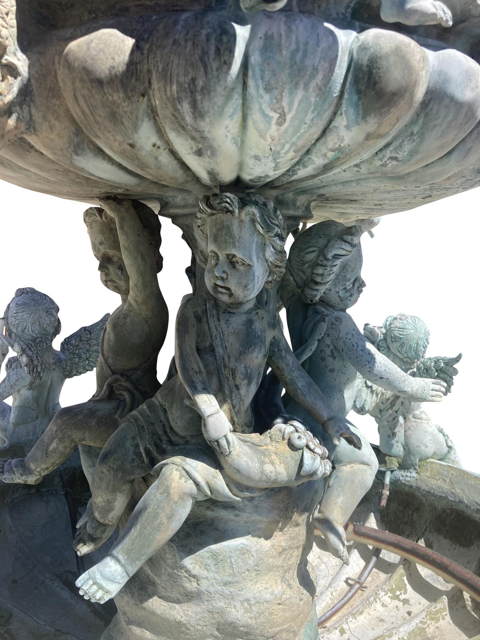 Fontana di bronzo gigante con cherubino italiano, acqua di rubinetto, Firenze in vendita 14