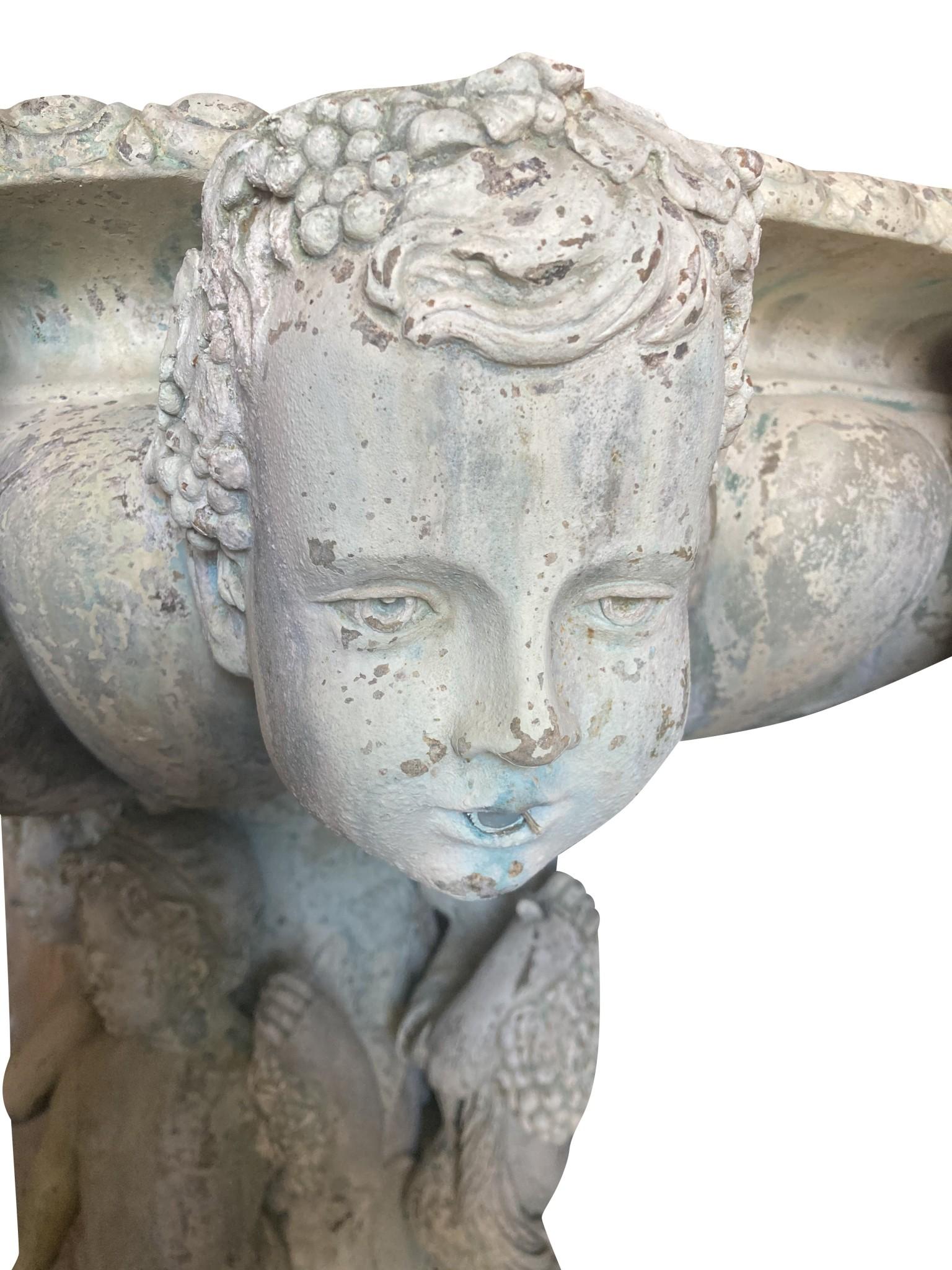 Fontana di bronzo gigante con cherubino italiano, acqua di rubinetto, Firenze in vendita 1