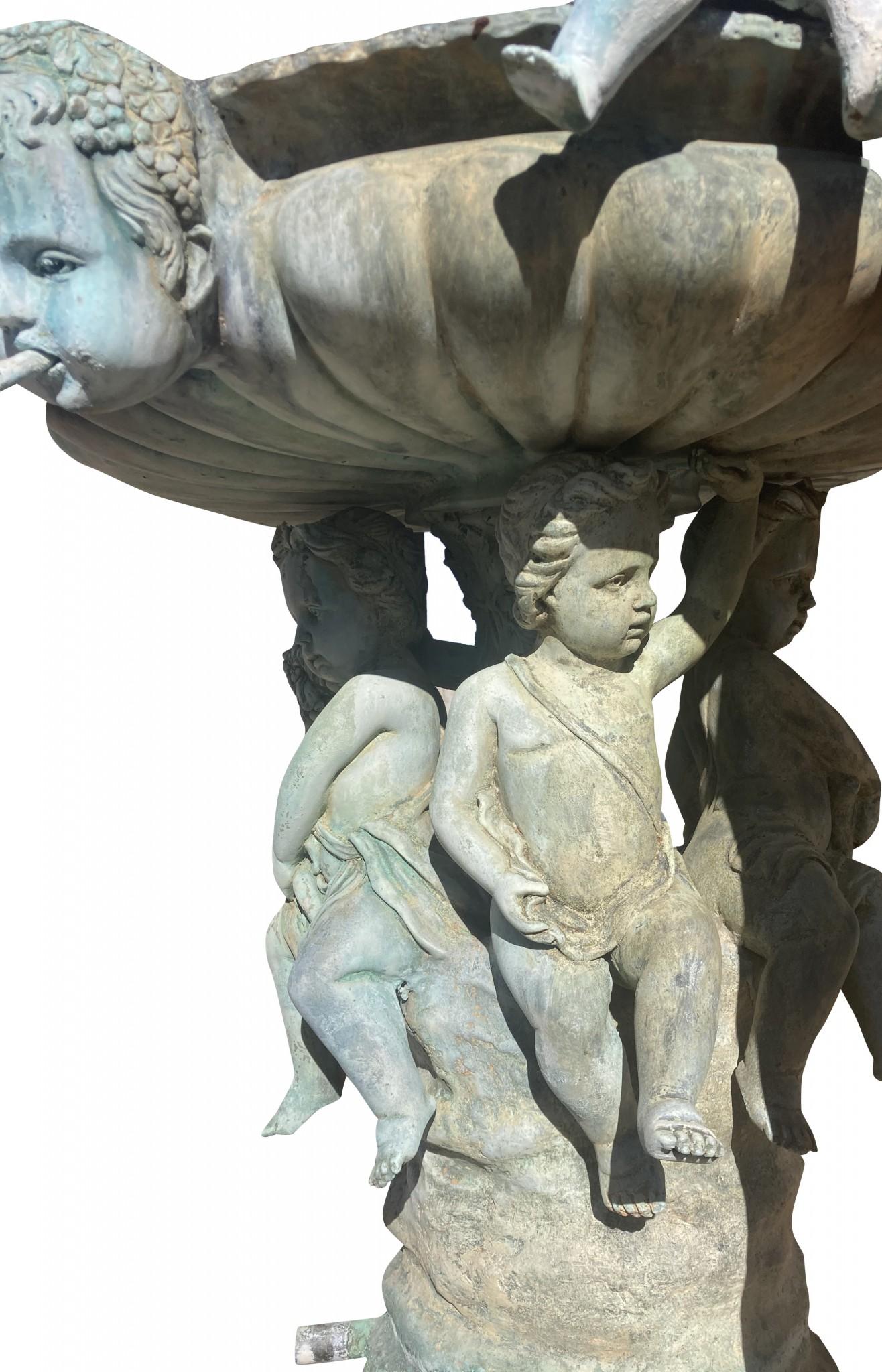 Fontana di bronzo gigante con cherubino italiano, acqua di rubinetto, Firenze in vendita 2