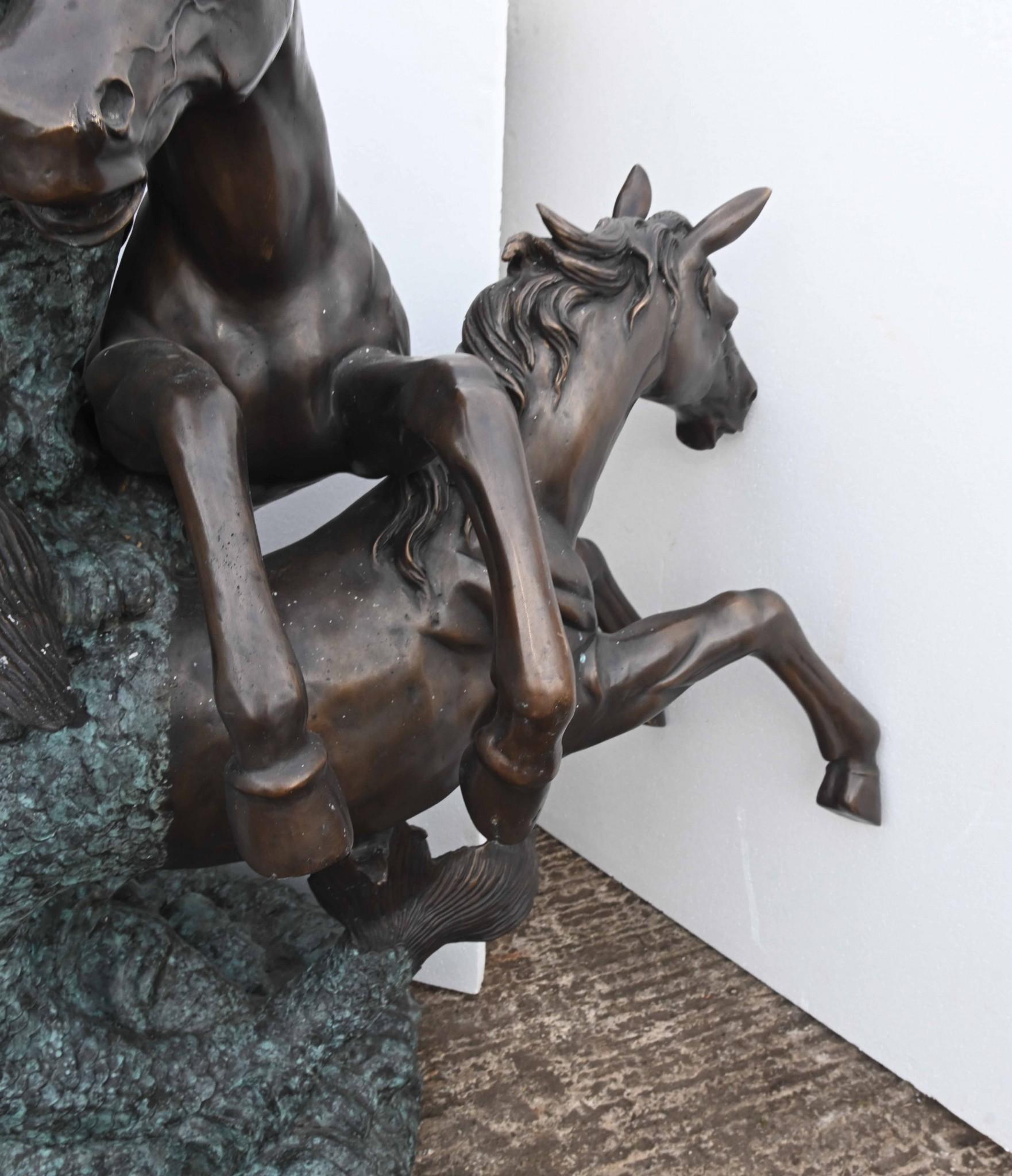 Fontaine géante en bronze pour chevaux, poney bondissant, pièce d'eau pour le jardin 6
