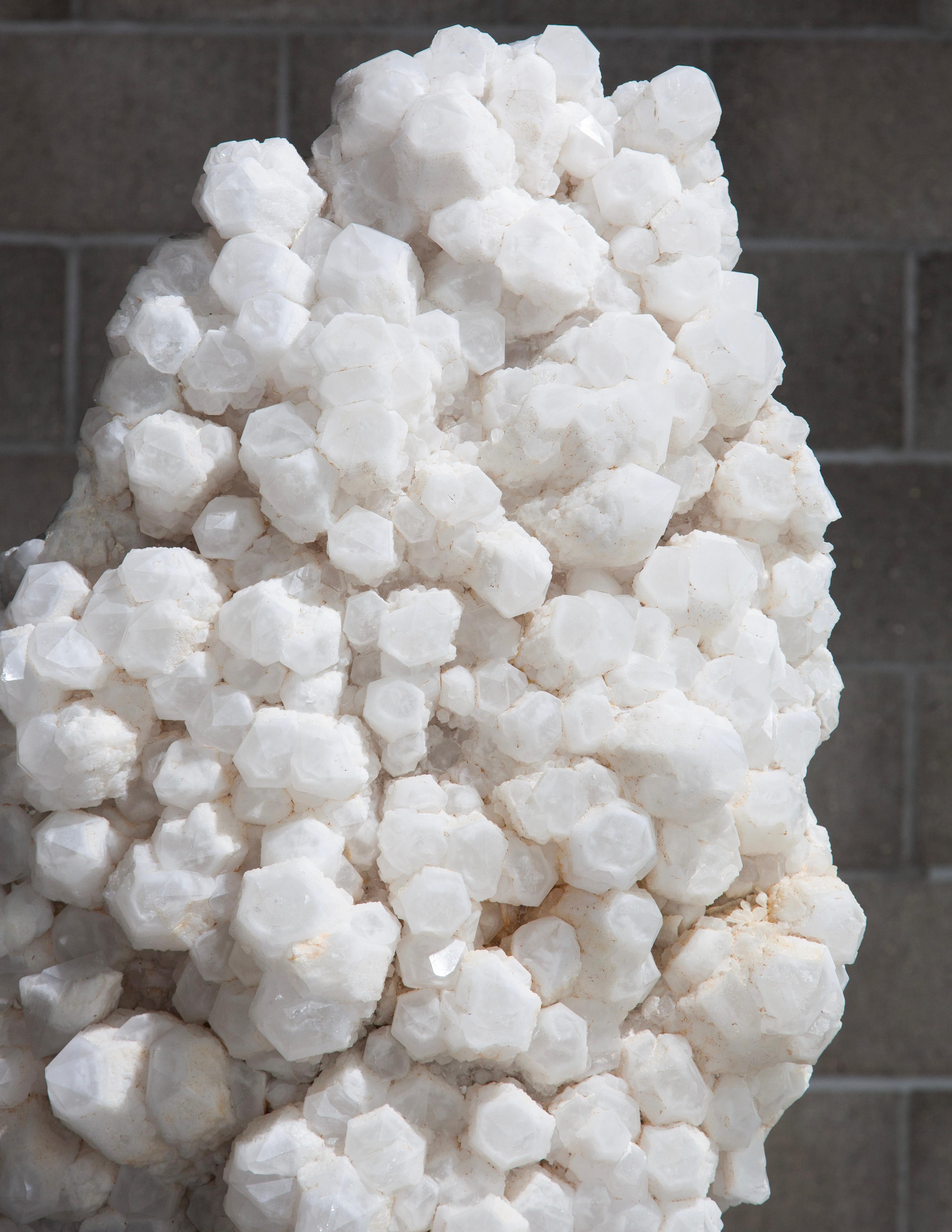 Malgascio Giant Candle Quartz Crystal Cluster in vendita