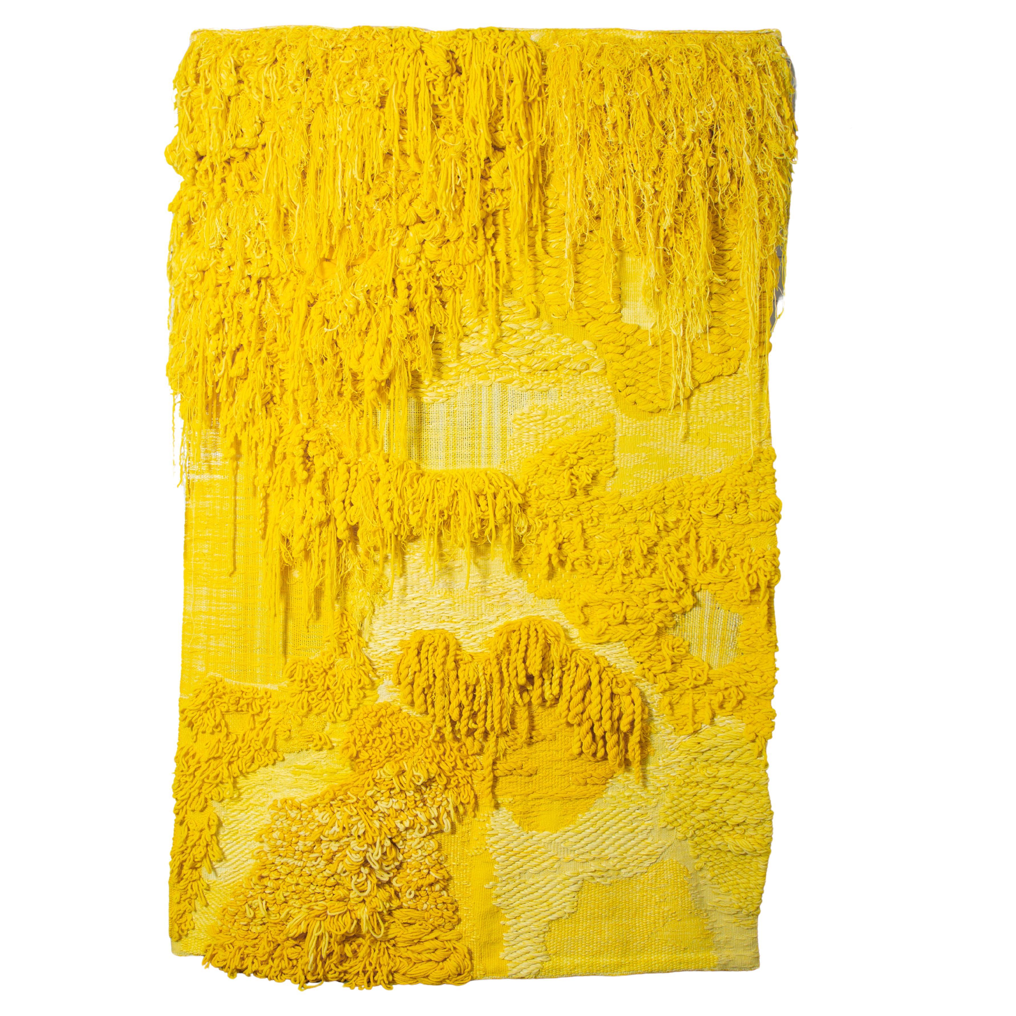 Großer, Contemporary, Gelber, handgefärbter und handgewebter Wandteppich von Katja Beckman