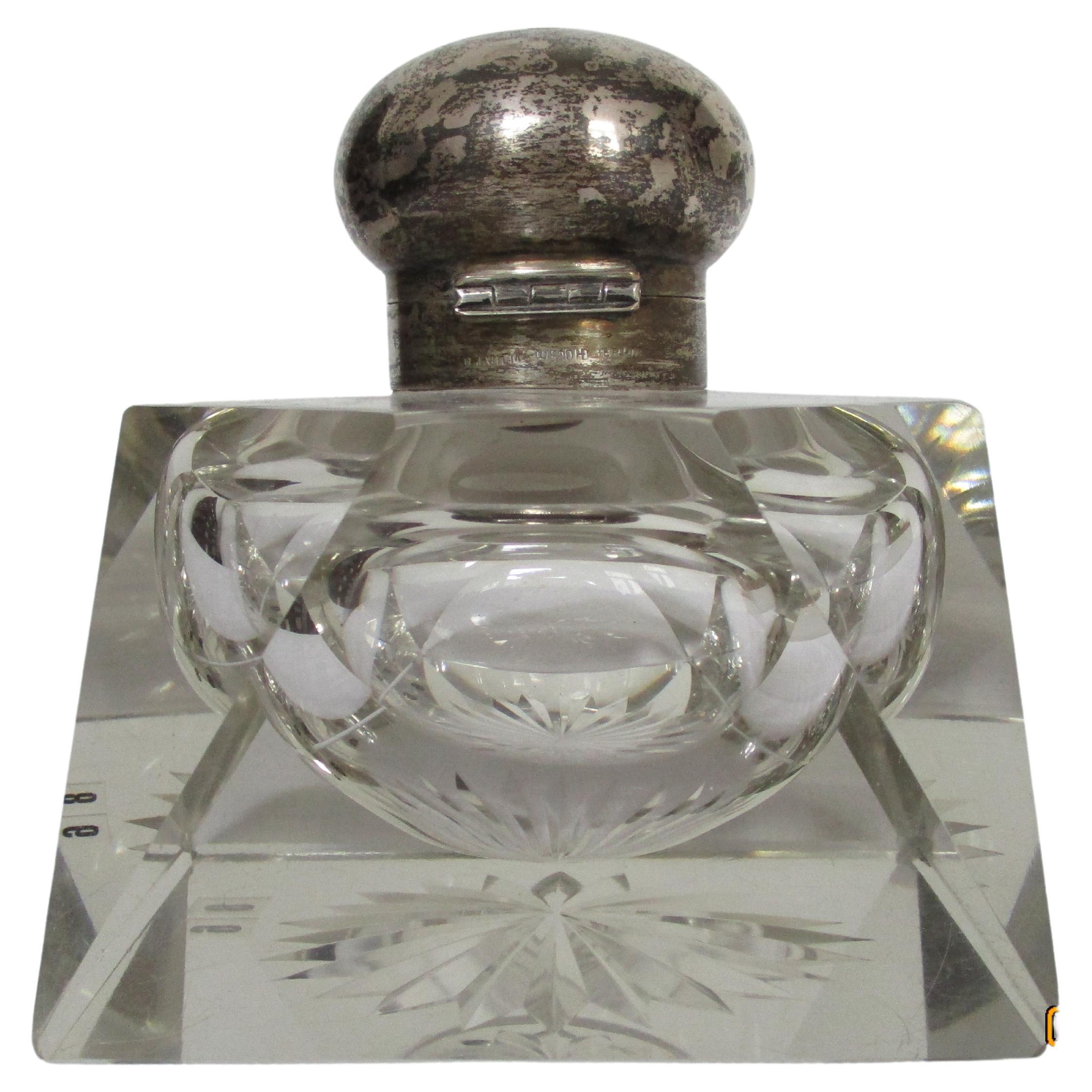 Encrier géant en verre taillé en argent sterling
