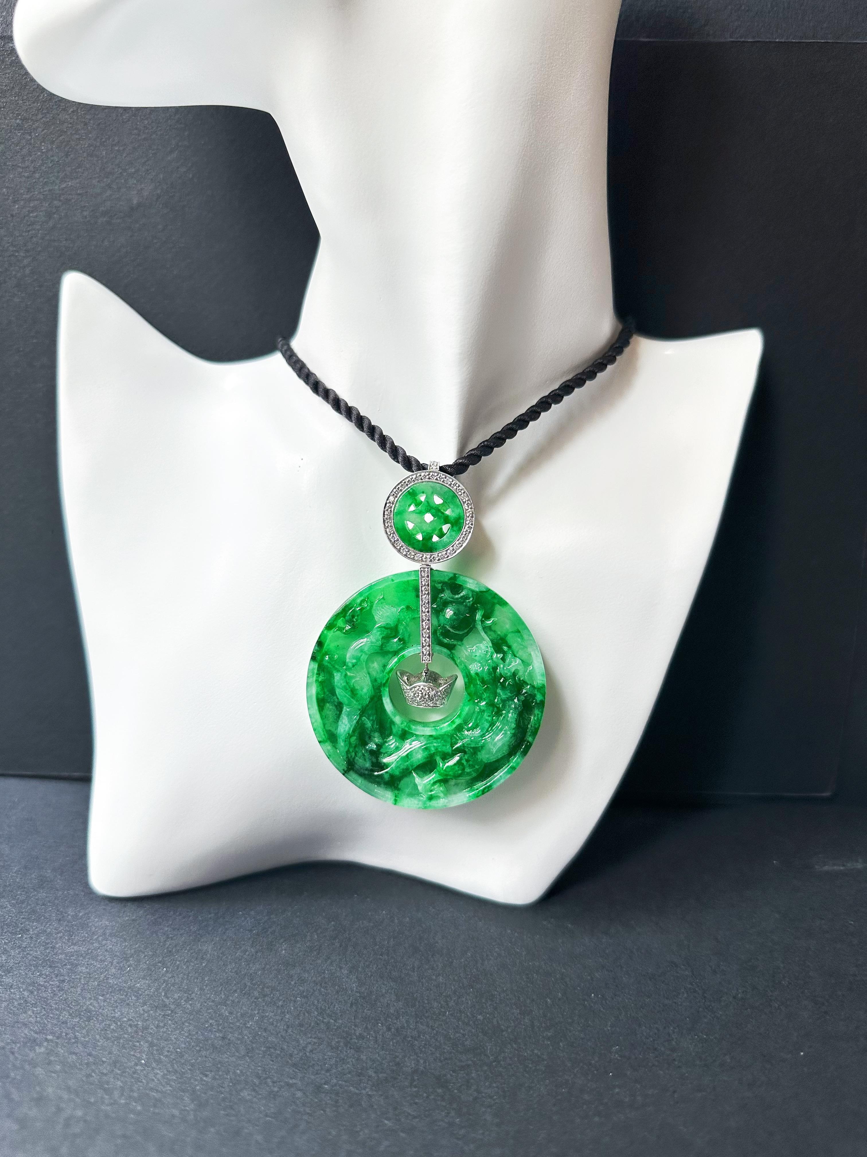 Giant Double-Sided Jade Donut Pendant, Hand-Carved Dragon & Phoenix, 18K Gold For Sale 7