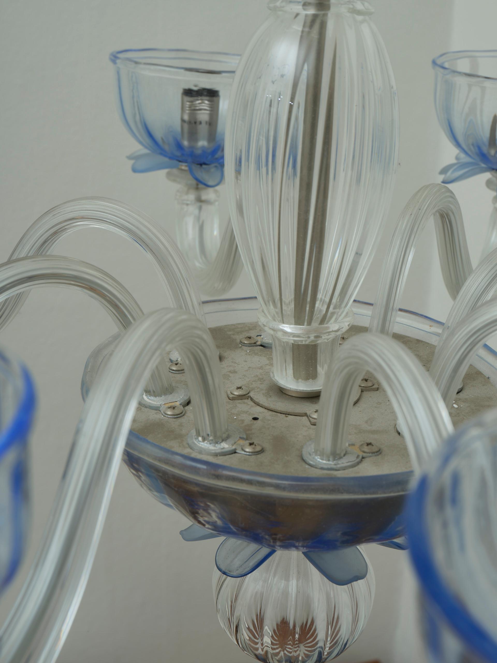 Giant European glass chandelier 8 arms blue details in the style of Murano For Sale 6