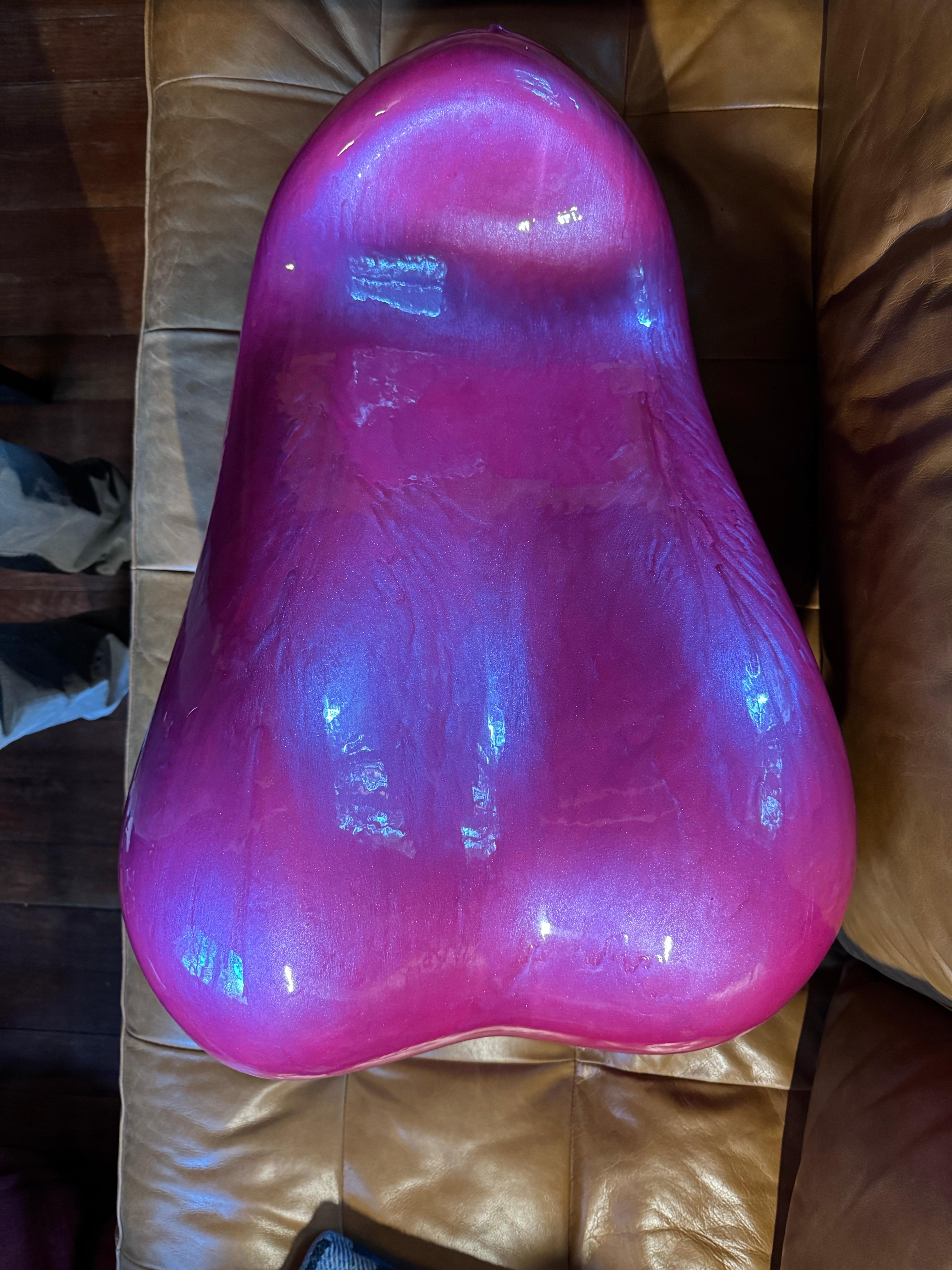 Lengüeta gigante de fibra de vidrio y resina en venta 1