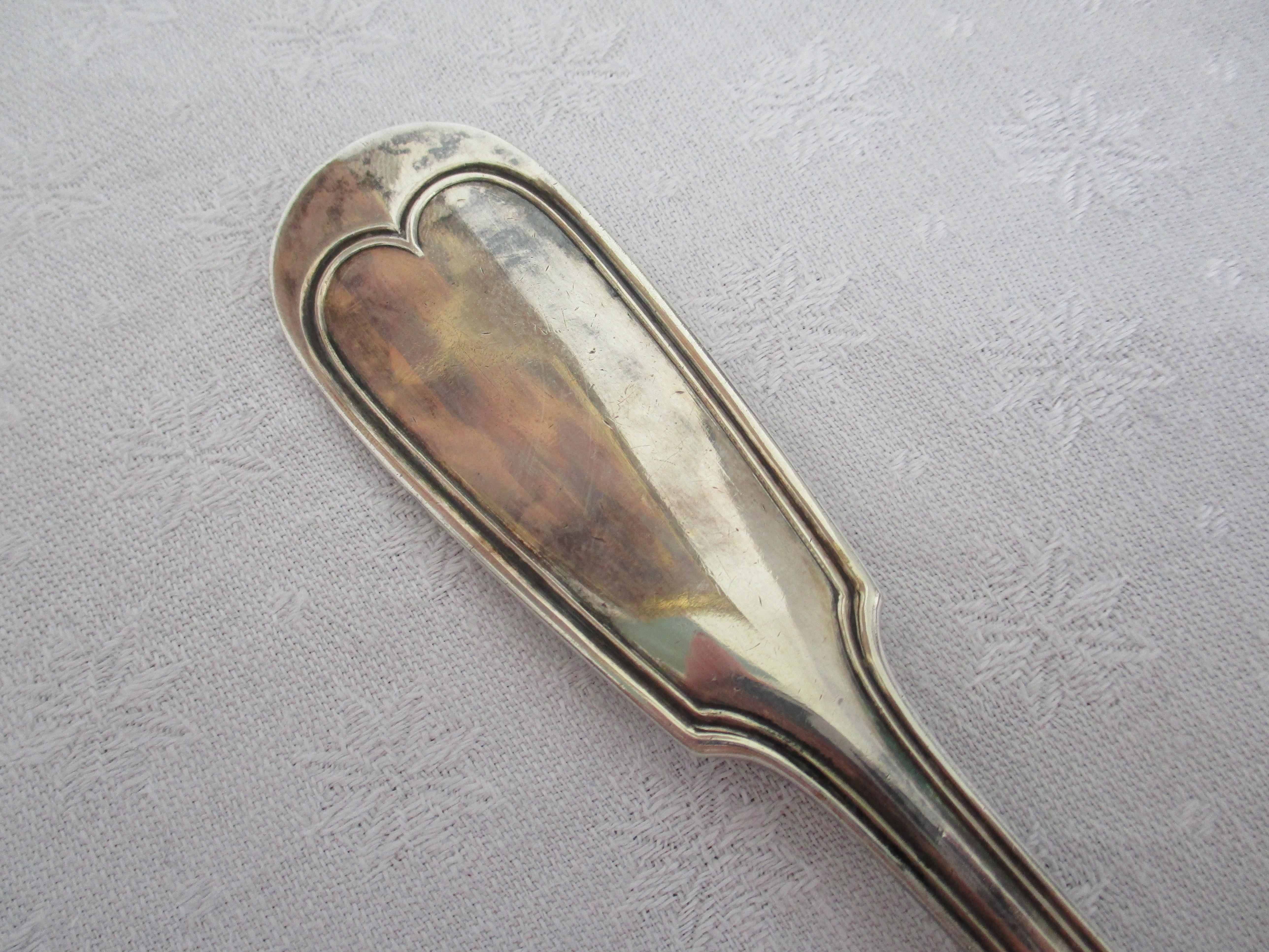 Tenedor de pescado gigante alemán Art Nouveau Plateado en venta