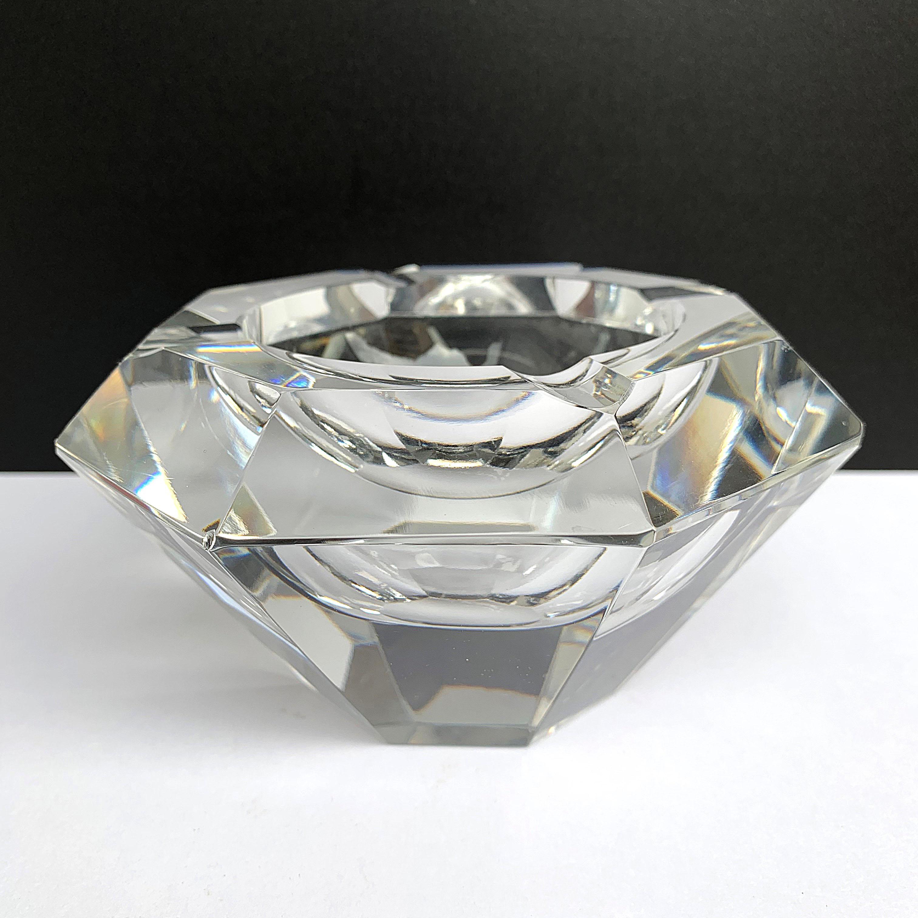 Giant Flavio Poli Bowl in Faceted Murano Glass in the Shape of a Diamond, Italy For Sale 3