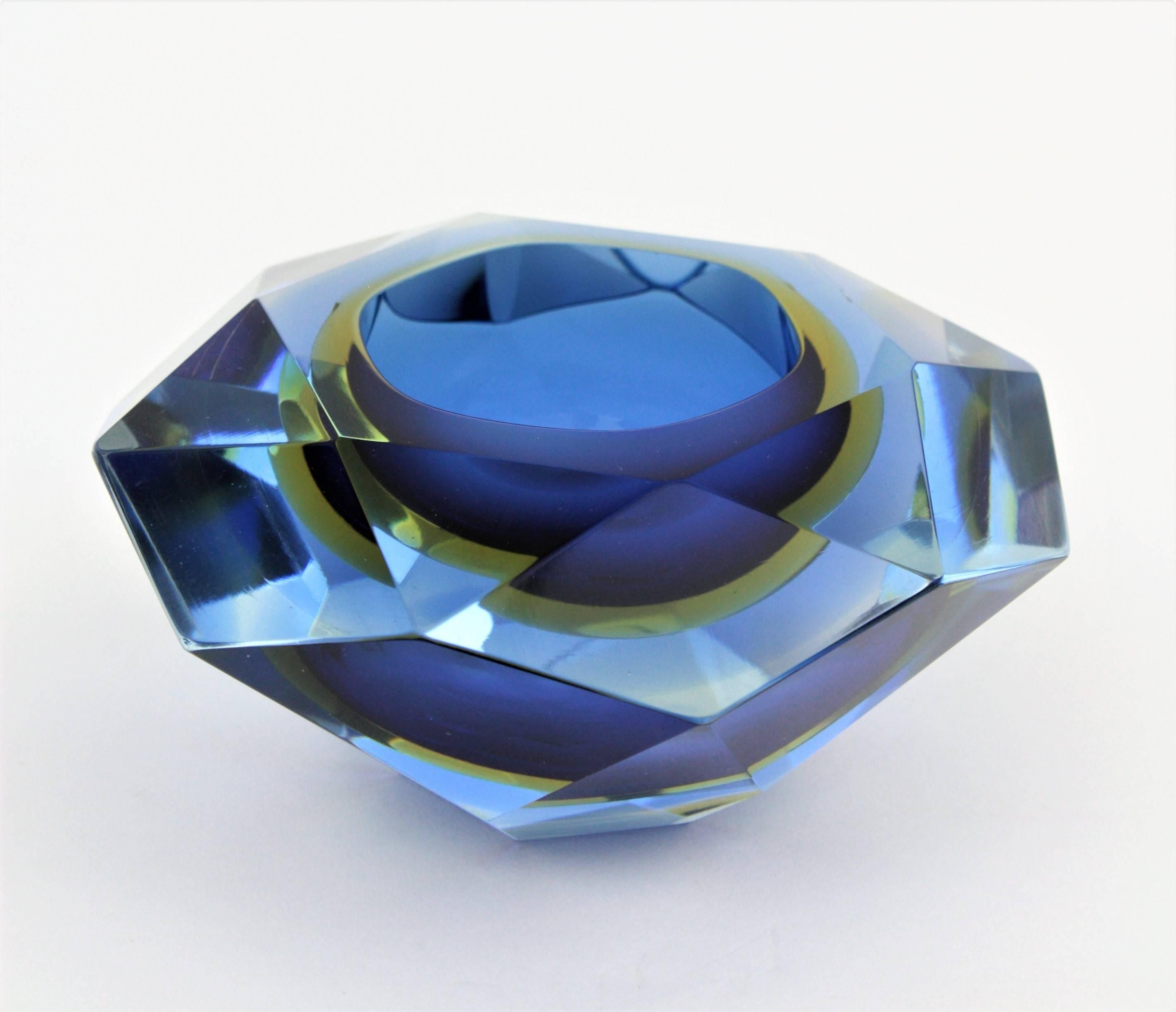 Flavio Poli Murano Cobalt Blue and Yellow Sommerso Faceted Giant Art Glass Bowl 4