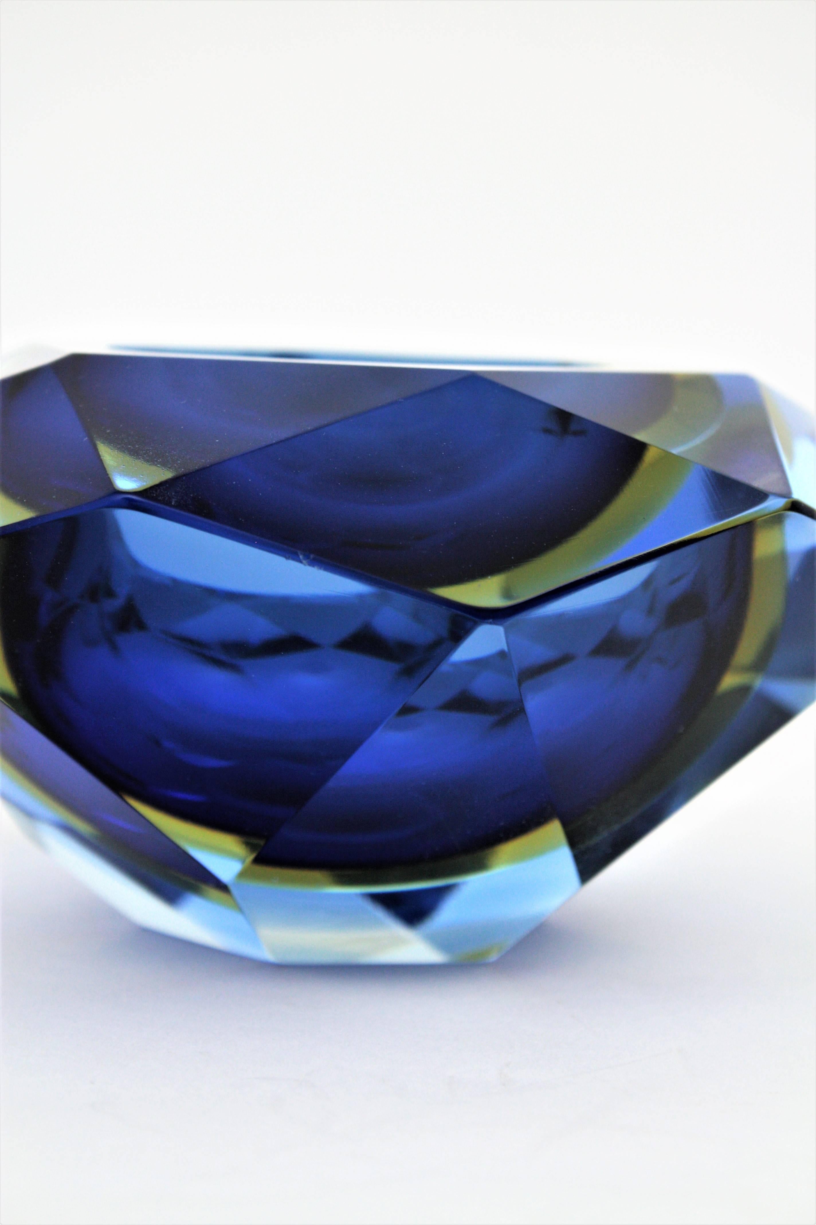 Flavio Poli Murano Cobalt Blue and Yellow Sommerso Faceted Giant Art Glass Bowl 5