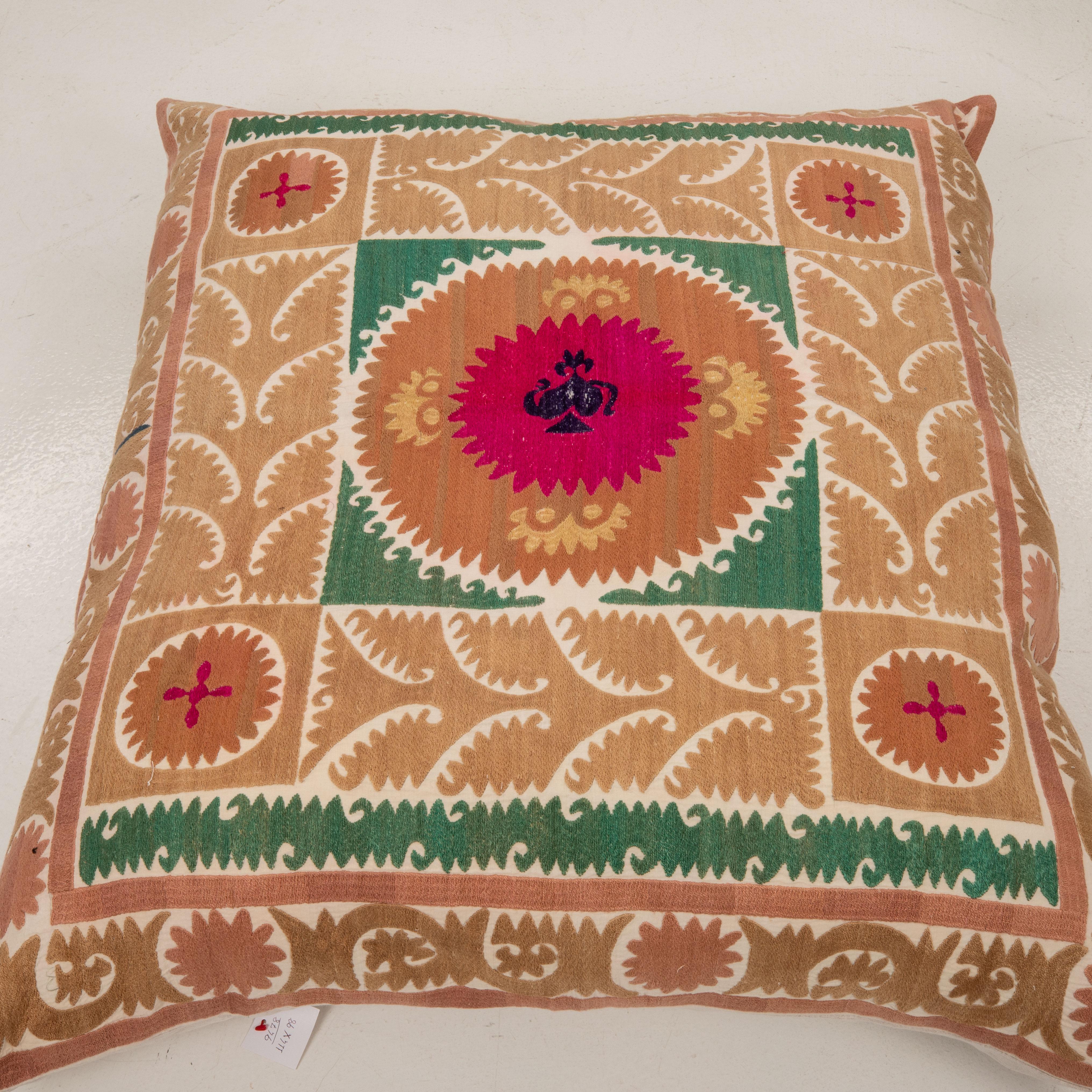 Giant Floor Cushion Made from a Vintage Uzbek Suzani In Good Condition For Sale In Istanbul, TR