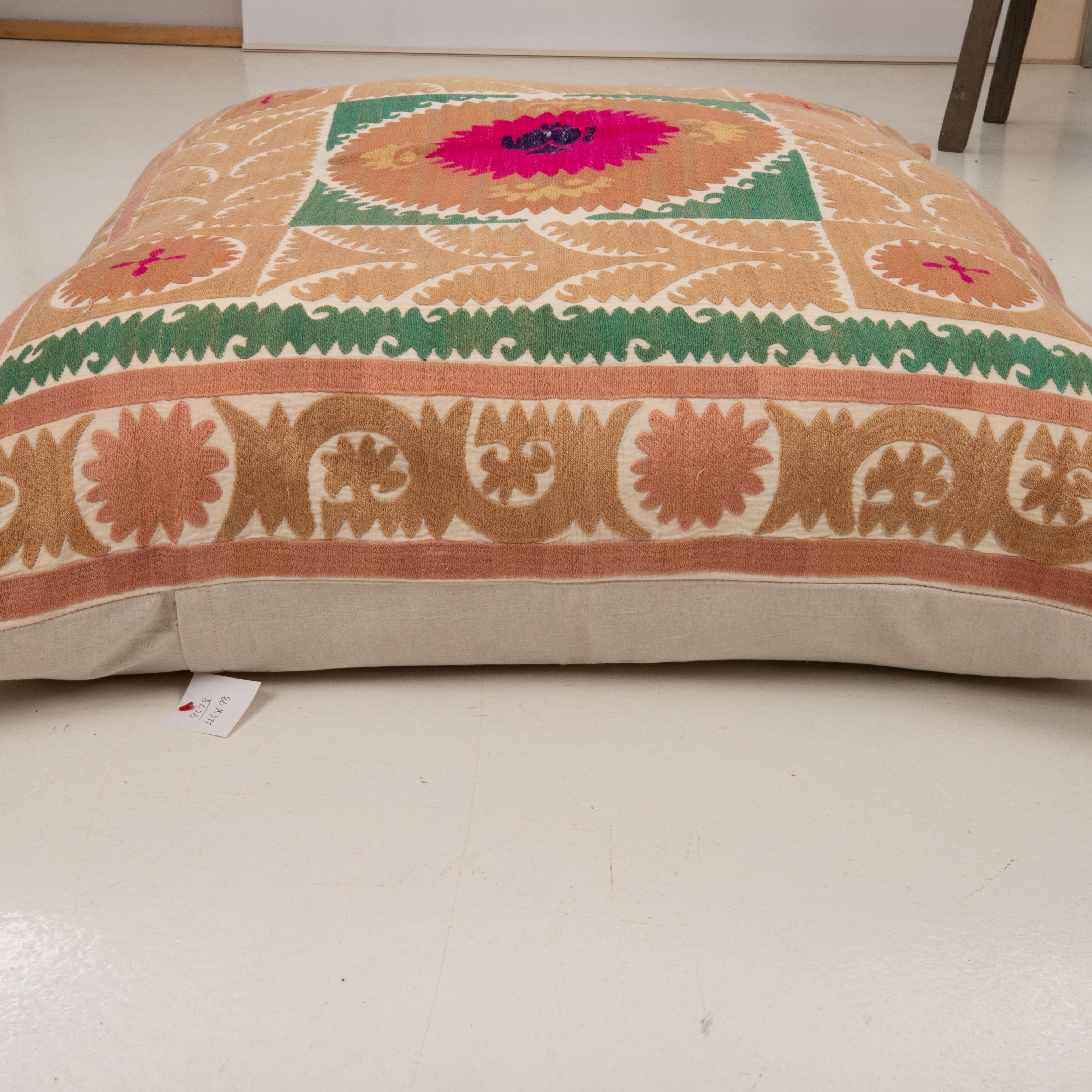 Giant Floor Cushion Made from a Vintage Uzbek Suzani For Sale 3