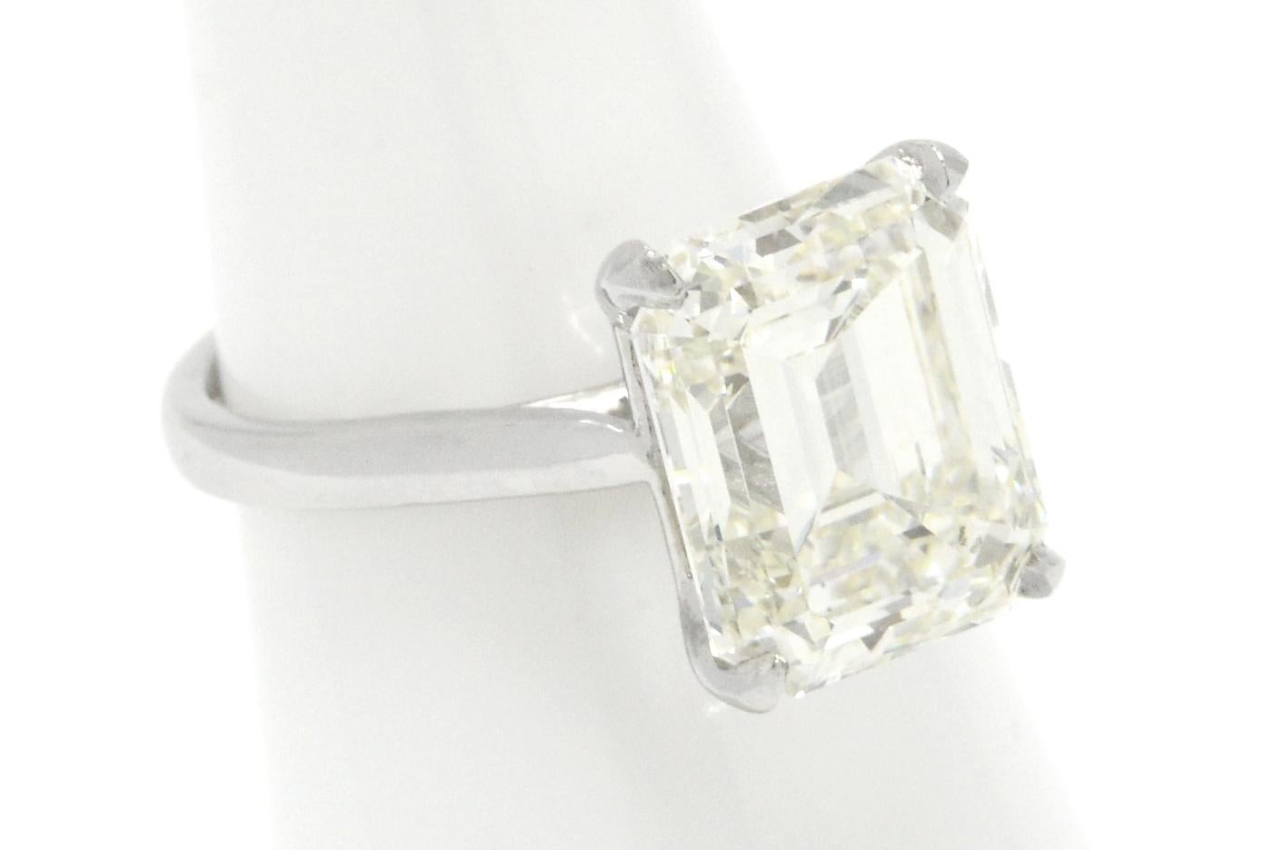 8 carat diamond ring emerald cut