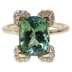 Riesiger grüner Turmalin 14K Gelbgold Stapelbarer Cocktail Ring