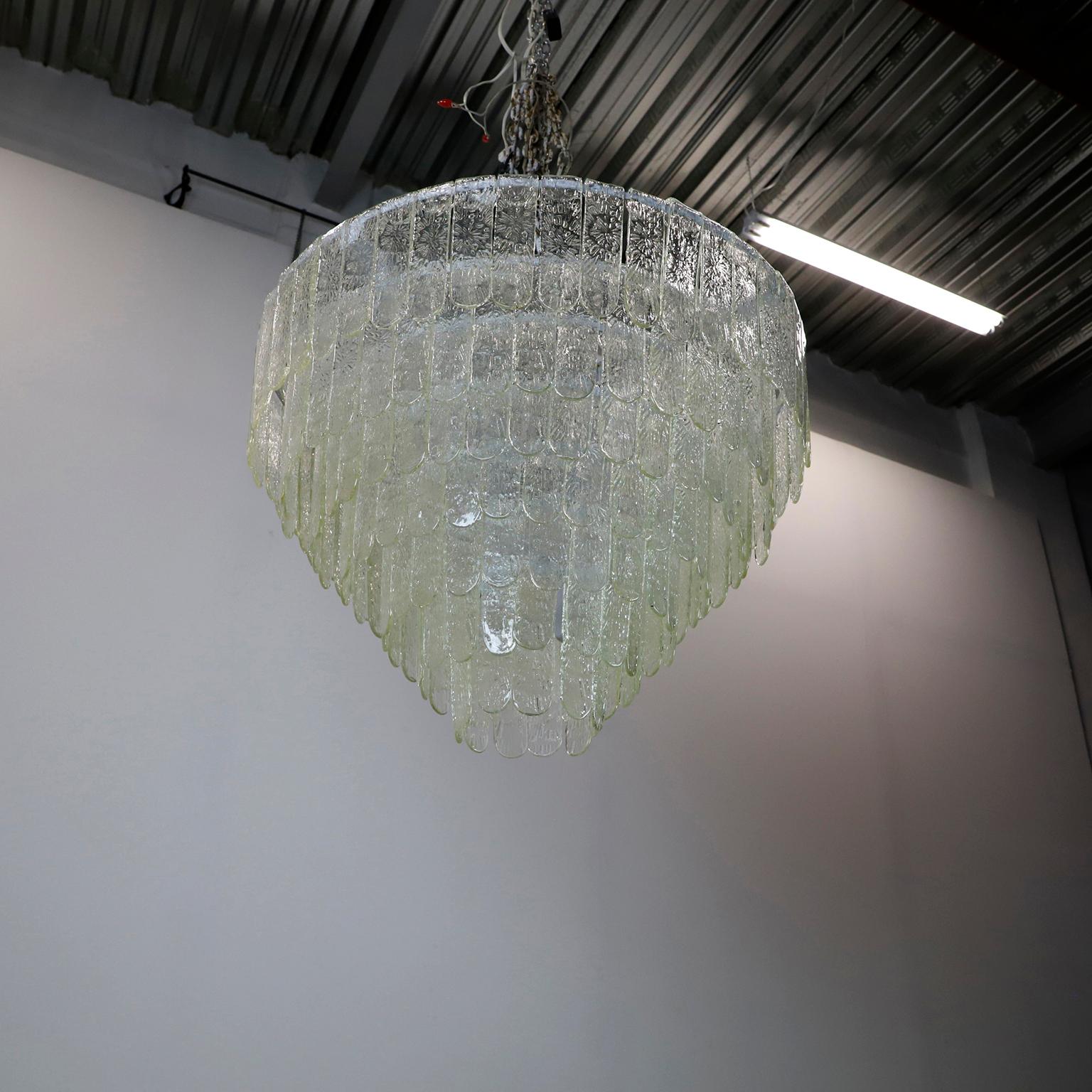 Mid-Century Modern Lustre géant en verre soufflé à la main par Feders en vente