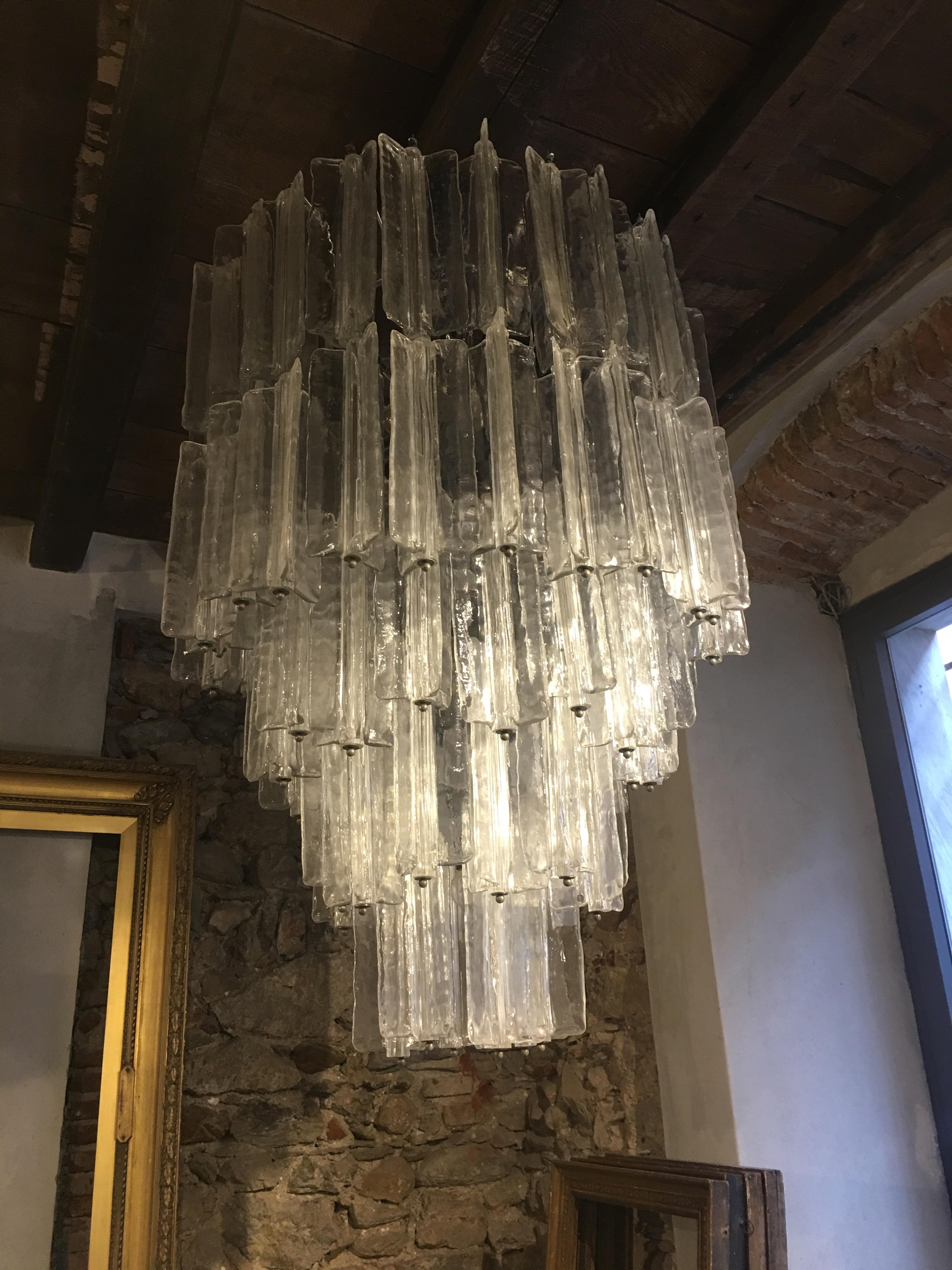 Amazing hand blown chandelier Elica designed by Toni Zuccheri for Venini in 1968.