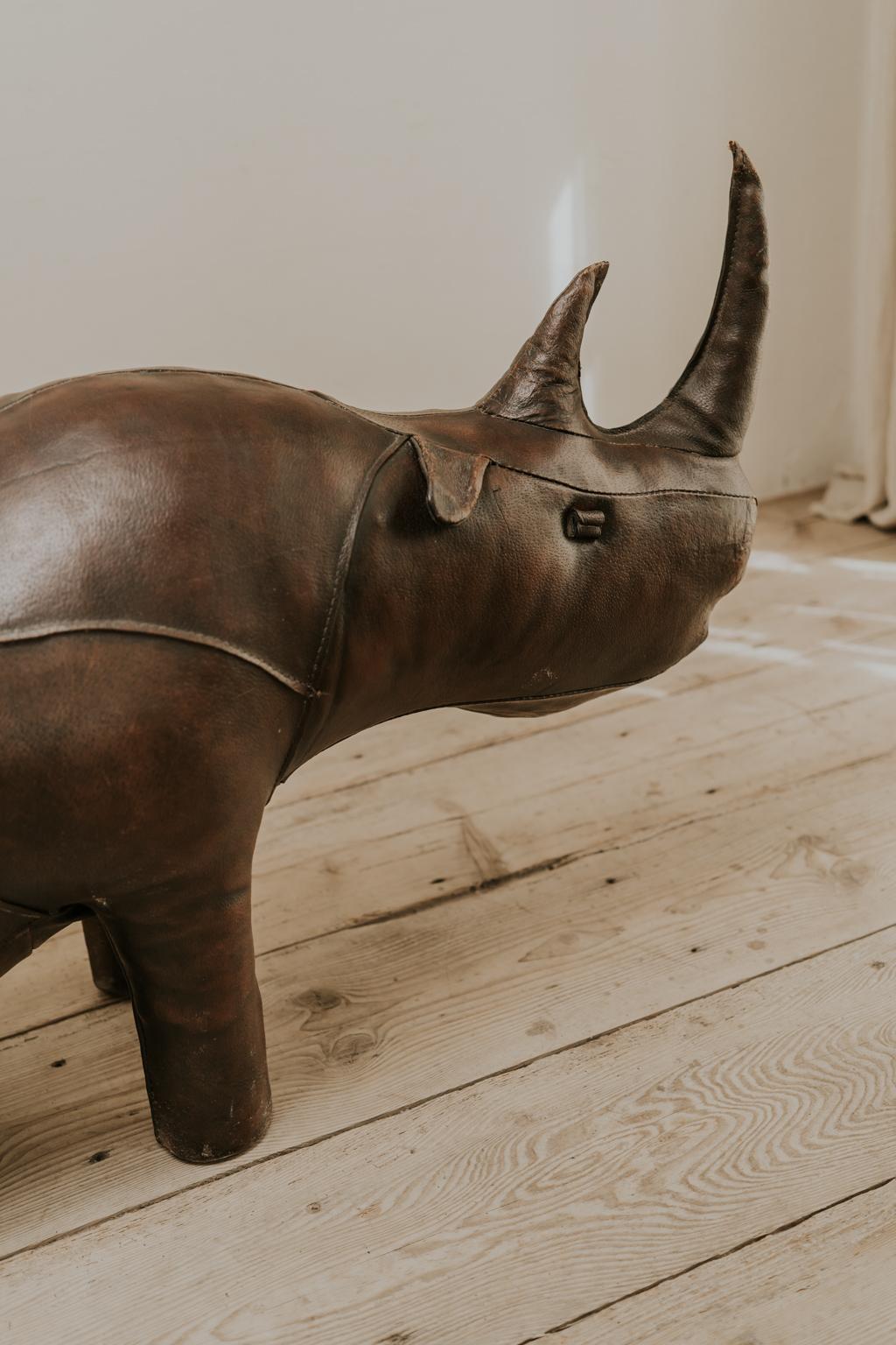 Giant Leather Rhinoceros Footstool In Good Condition In Brecht, BE