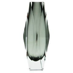 Giant Mandruzzato Murano Sommerso Smoked Grey Clear Faceted Art Glass Vase