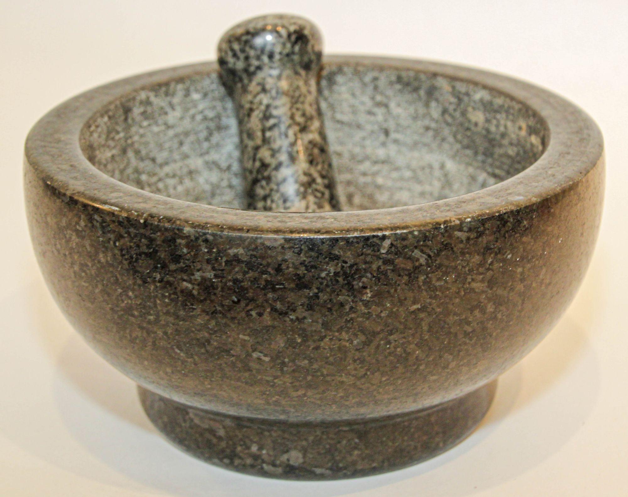 Giant Mortar and Pestle Set Black Marble Polished Italy For Sale 2