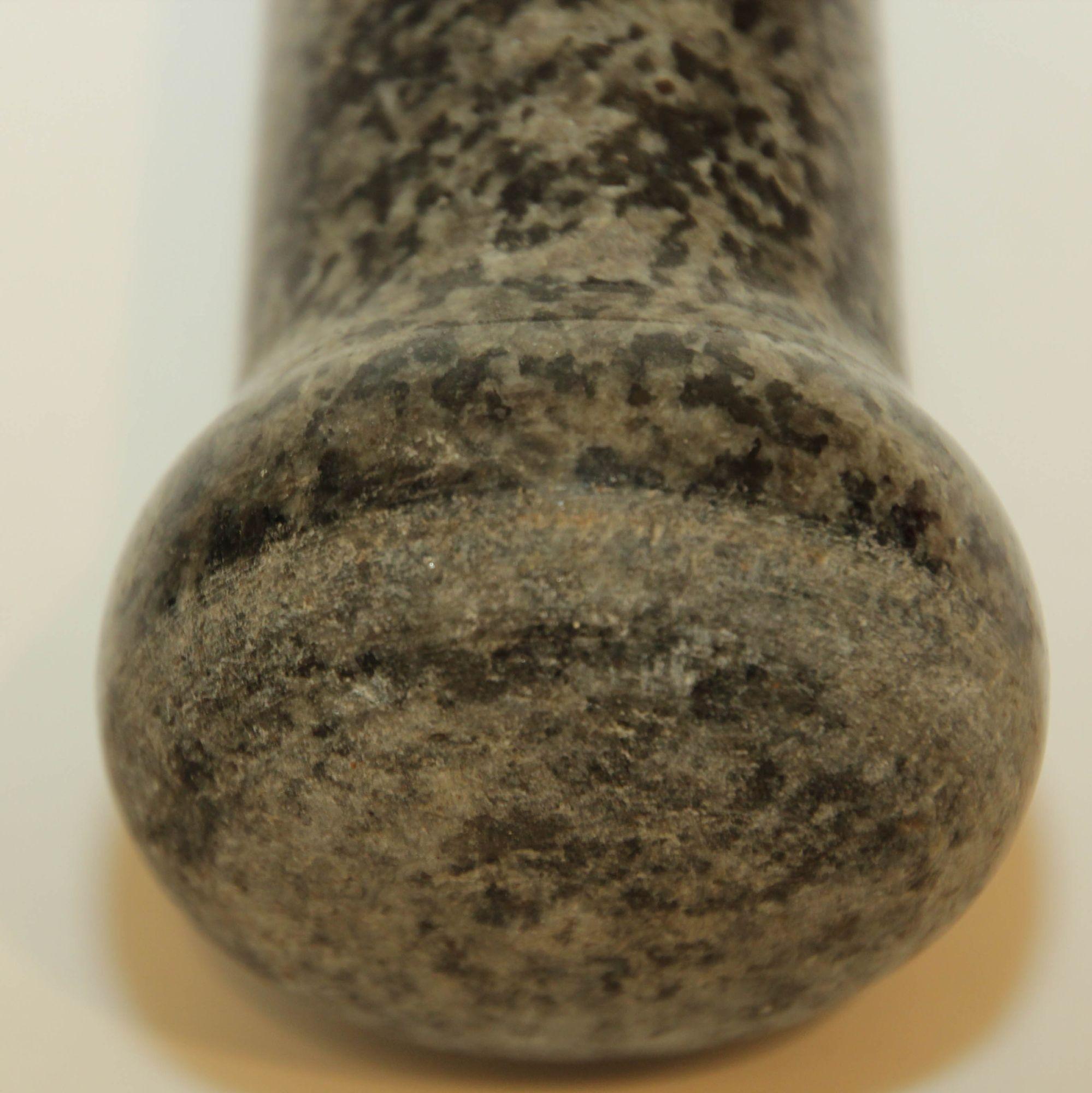 Giant Mortar and Pestle Set Black Marble Polished Italy In Good Condition For Sale In North Hollywood, CA