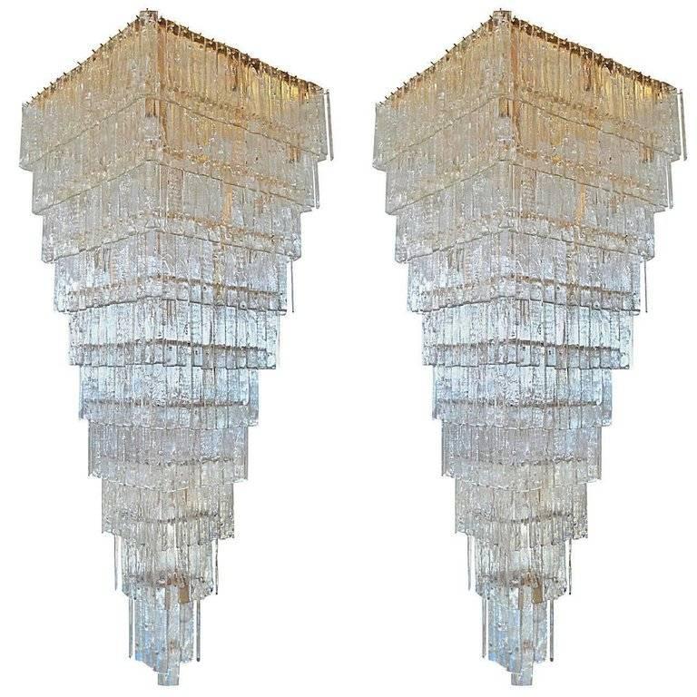 Spectacular Murano chandelier
416 glass 24 bulbs.
Dimensions: Diameter 140
height 280 cm.
 