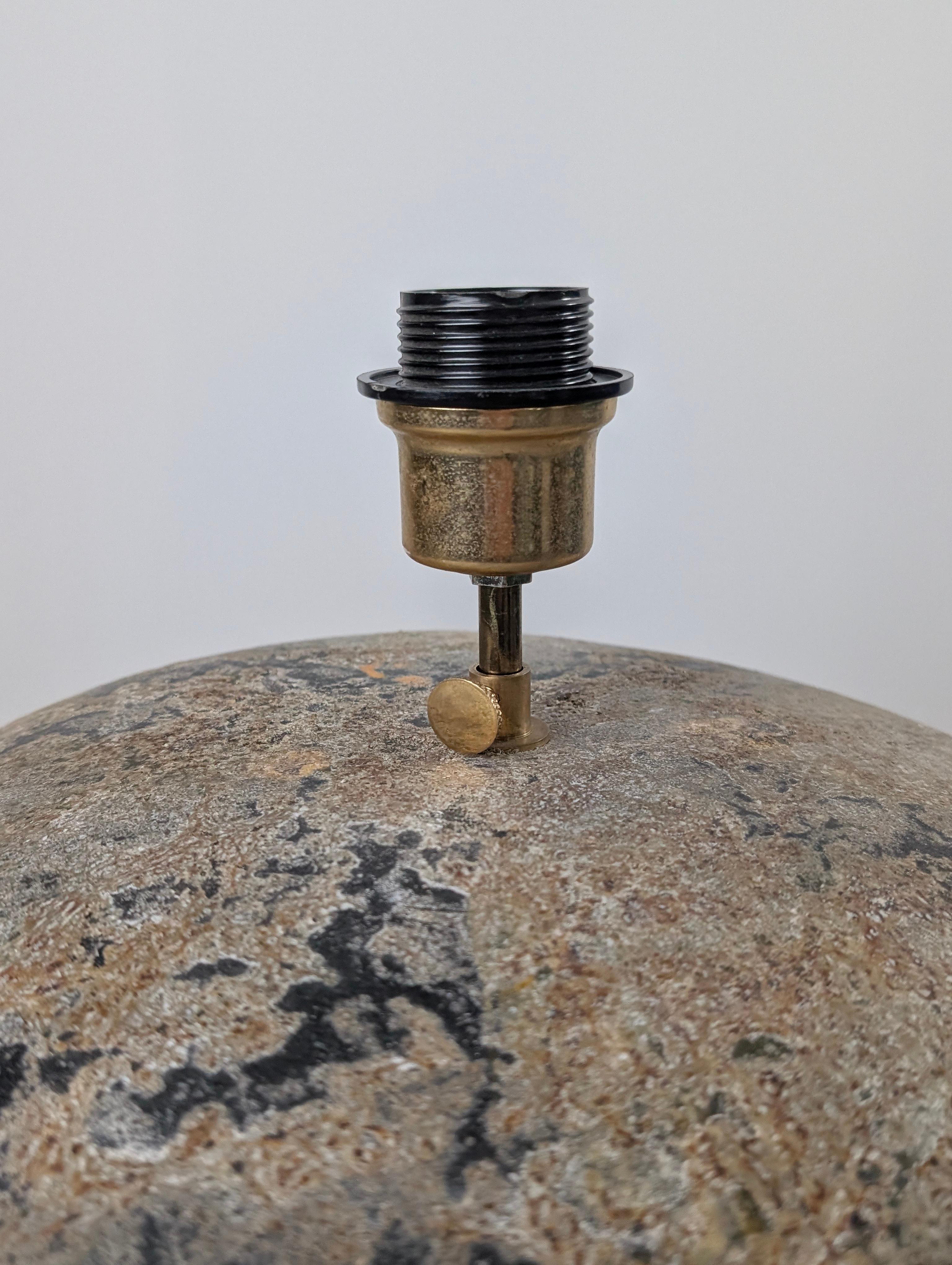 Béton Lampe de table géante de style nordique en vente