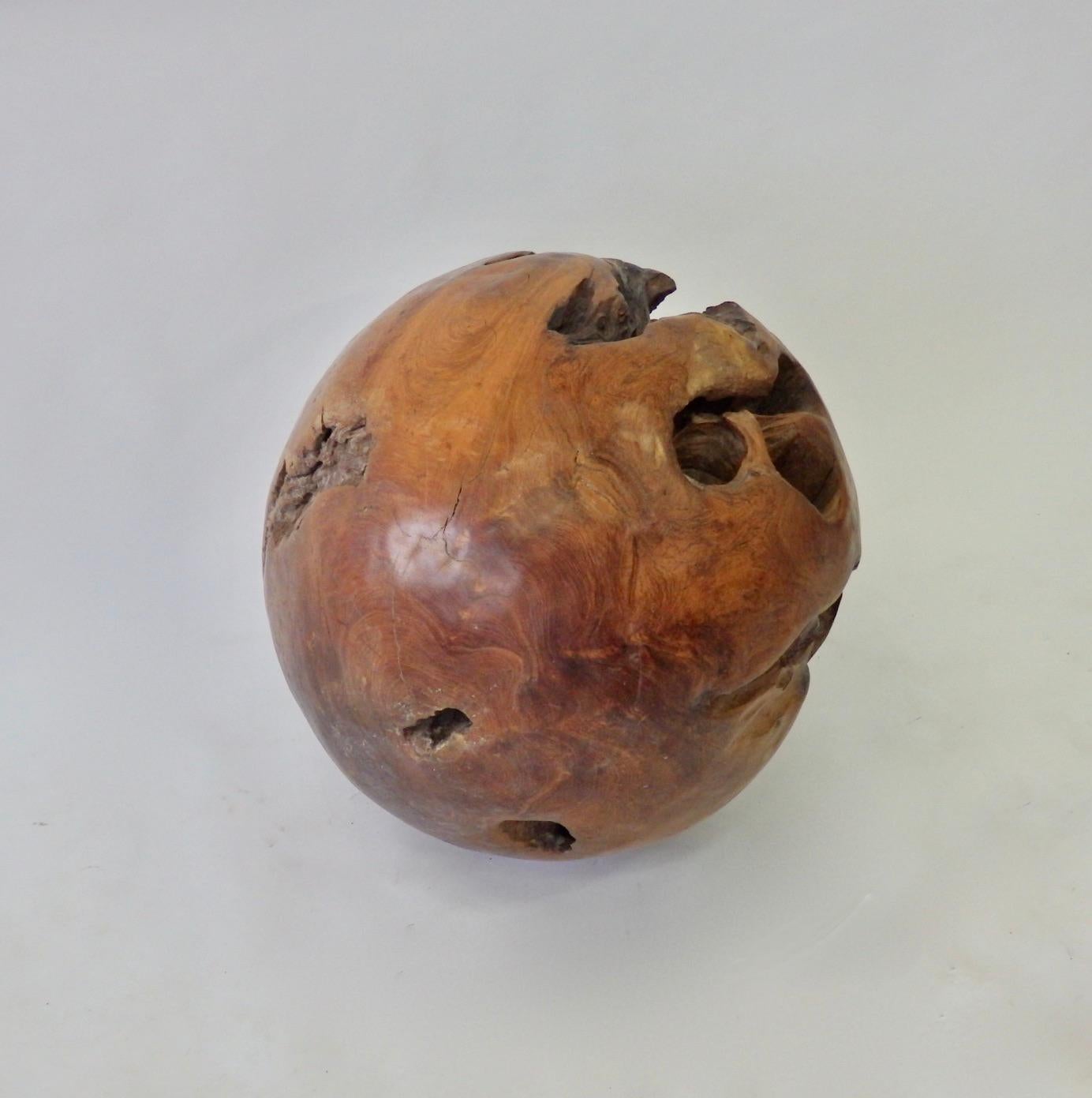 American Giant Organic and Natural Wood Burl Ball For Sale