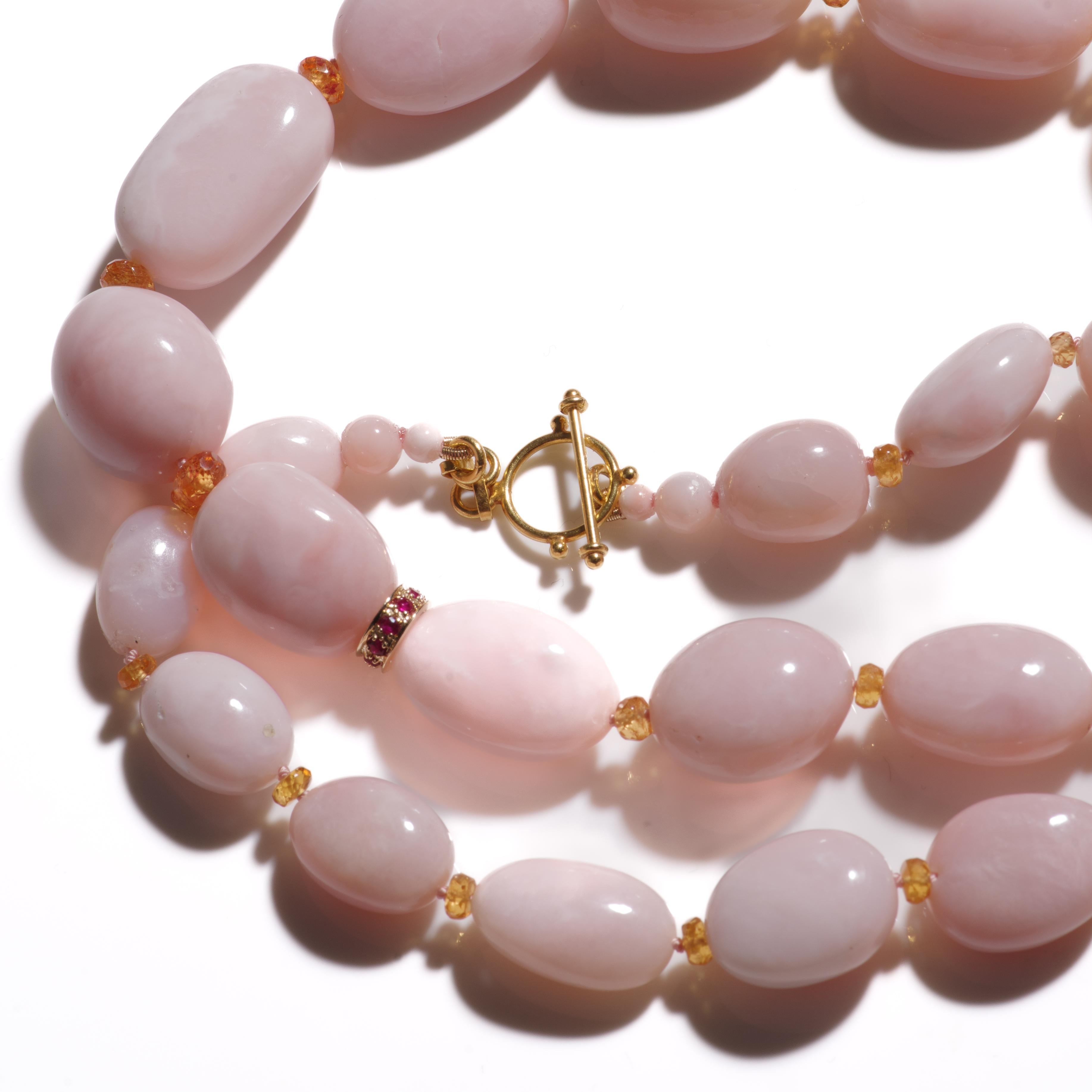 Riesige Statement-Halskette mit rosa Opal, Rubin und Saphir aus 18 Karat Gold im Zustand „Neu“ im Angebot in GOES, NL