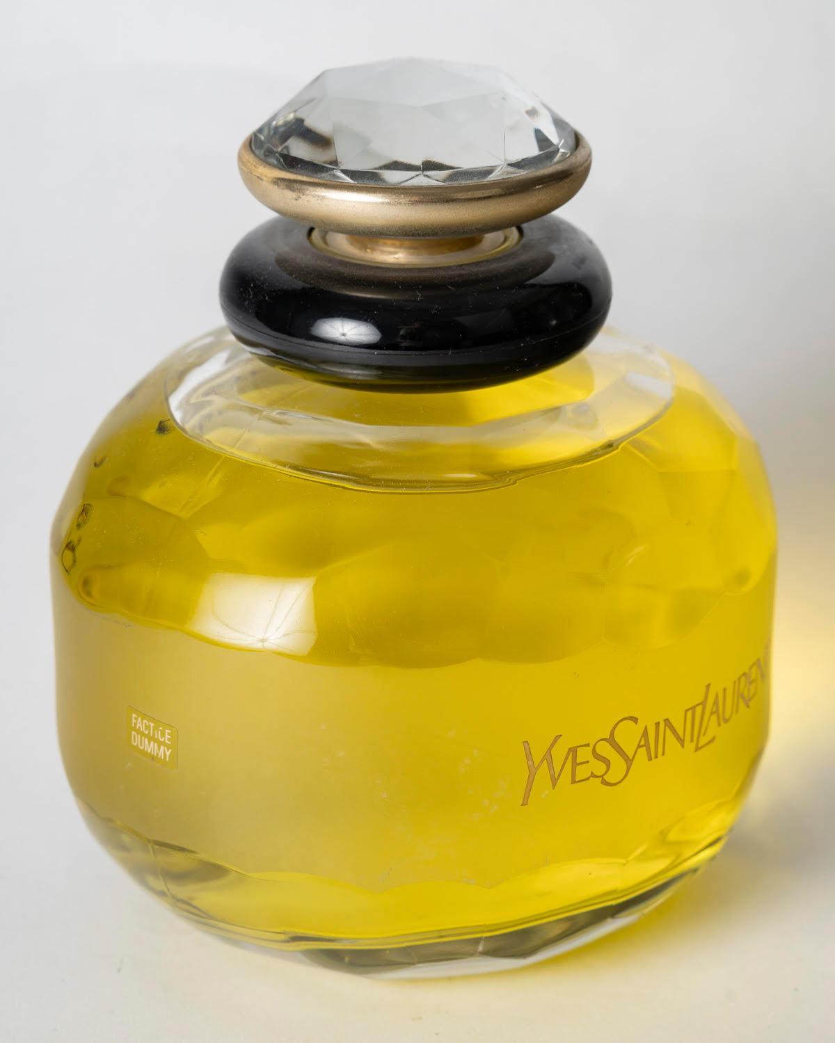 Botella gigante de perfume promocional, Yves Saint Laurent, París. Francés en venta