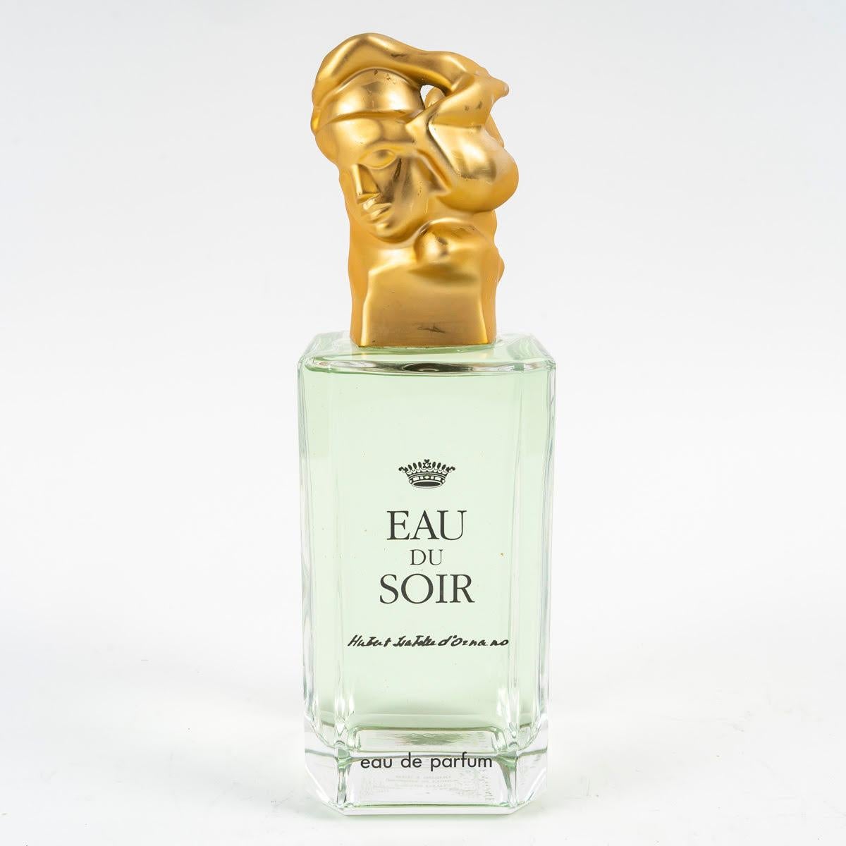 Dorato Bottiglia di profumo Sisley gigante, Eau du Soir, bottiglia gigante. in vendita