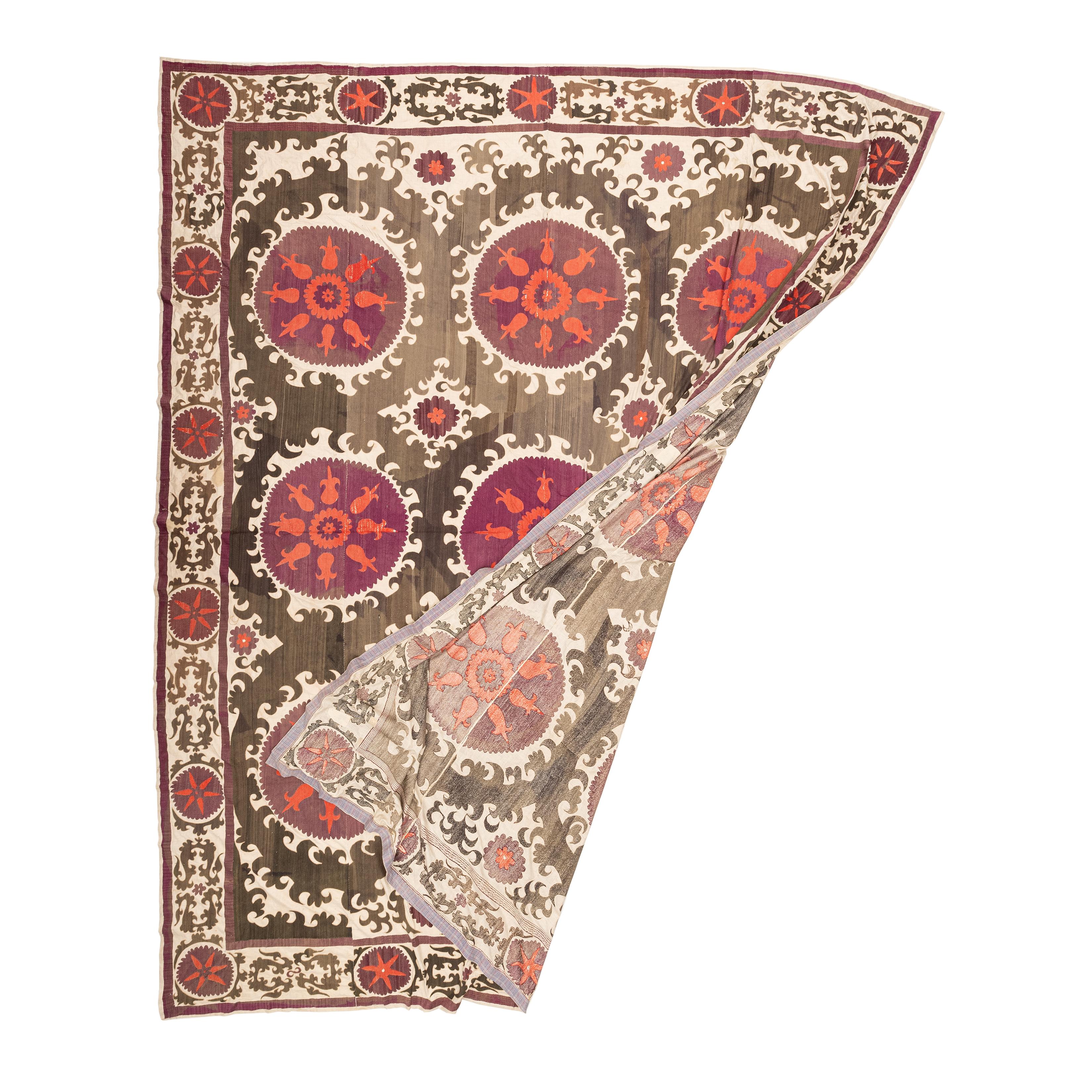 Giant Suzani aus Samarkand, Usbekistan, 1930er Jahre (Usbekisch) im Angebot