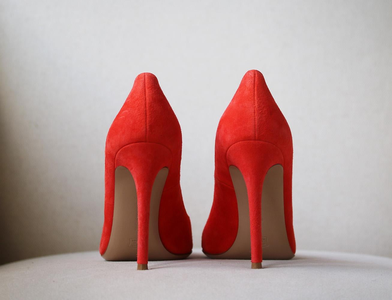 Red Gianvito Rossi 105 Suede Pumps 