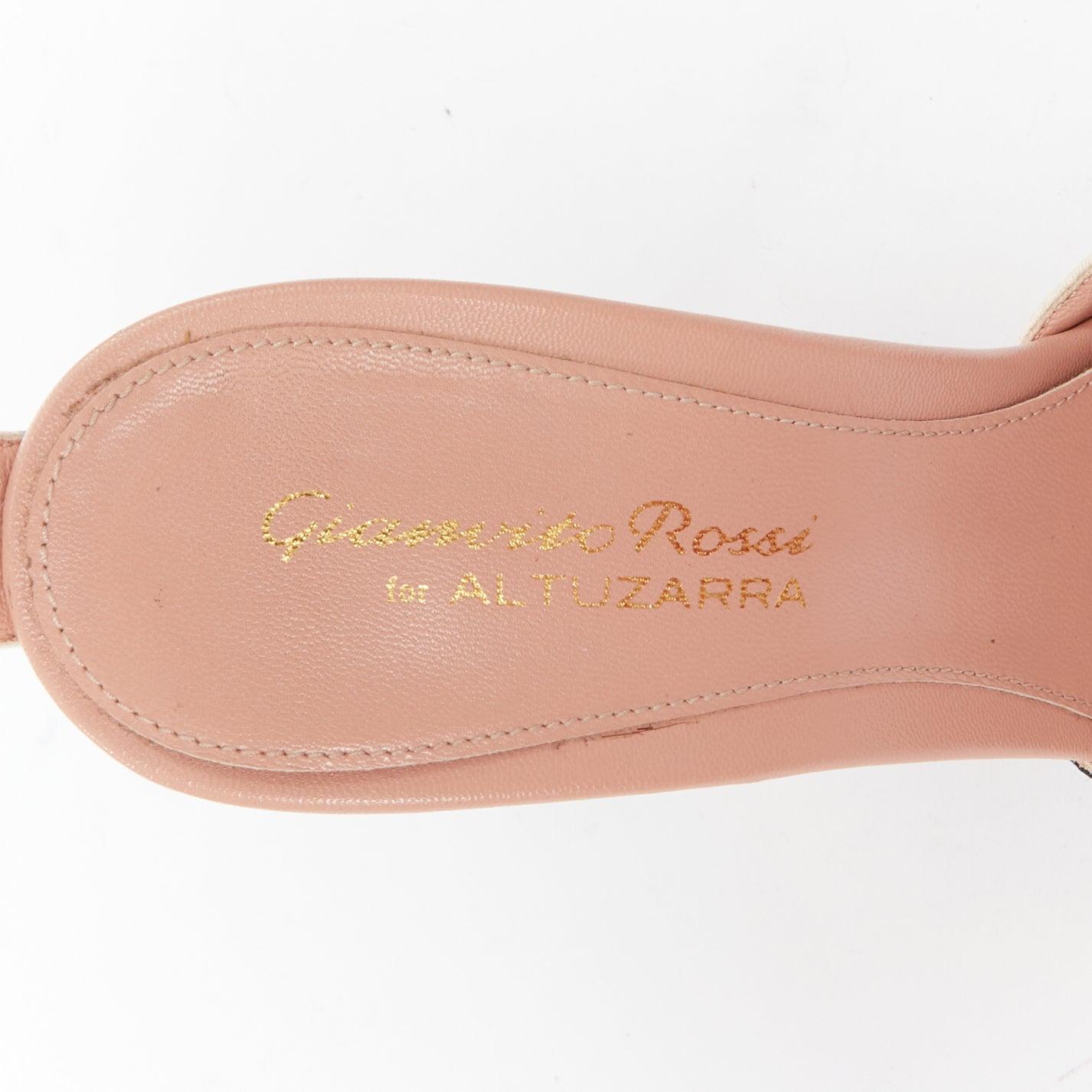 GIANVITO ROSSI ALTUZARRA escarpins noirs crème à rayures zébrées imprimées EU37 en vente 4