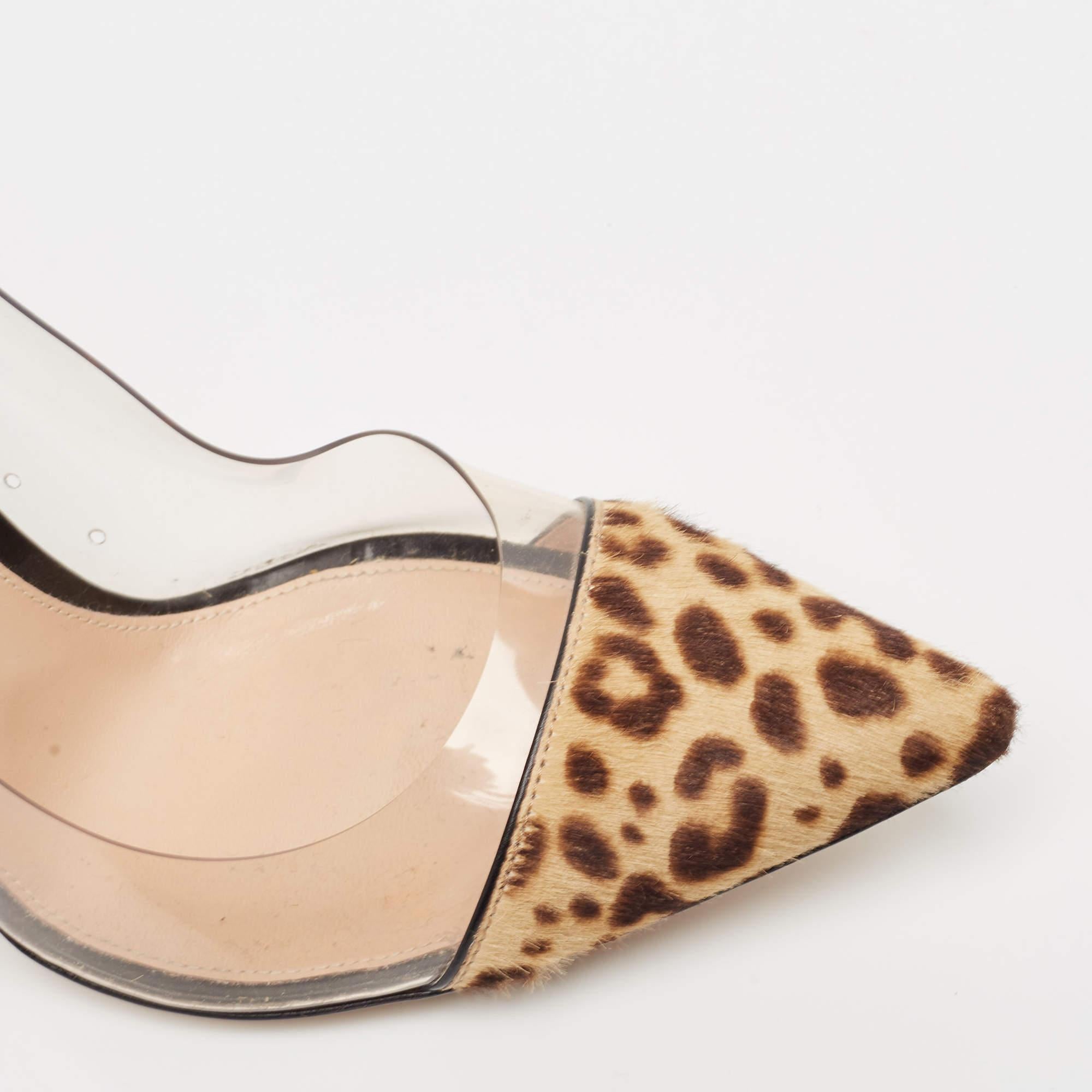 Gianvito Rossi Beige/Brown Animal Print Calf Hair and PVC Plexi Pumps Size 40 For Sale 4