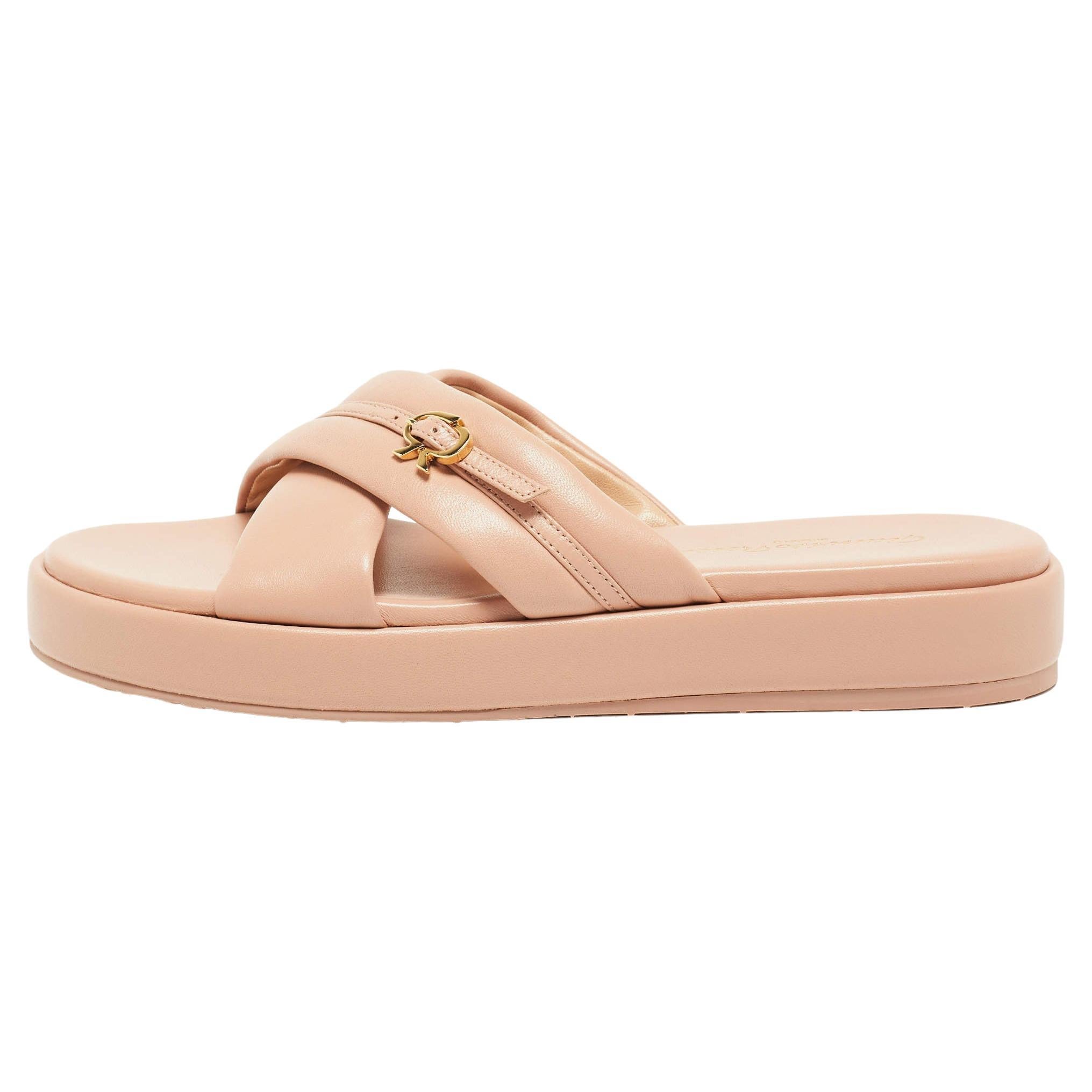 Gianvito Rossi Beige Leather Alima Flat Slides Size 37.5 For Sale