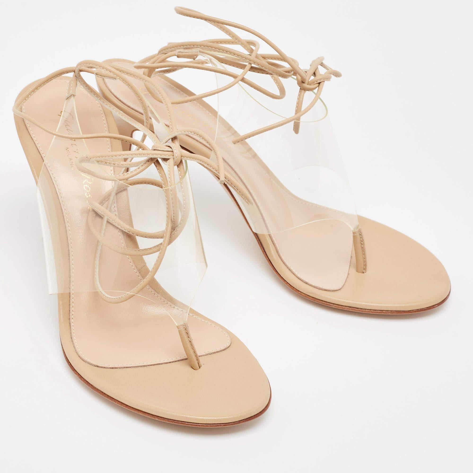 Women's Gianvito Rossi Beige Leather and PVC Plexi Thong Wrap Sandals Size 35 For Sale