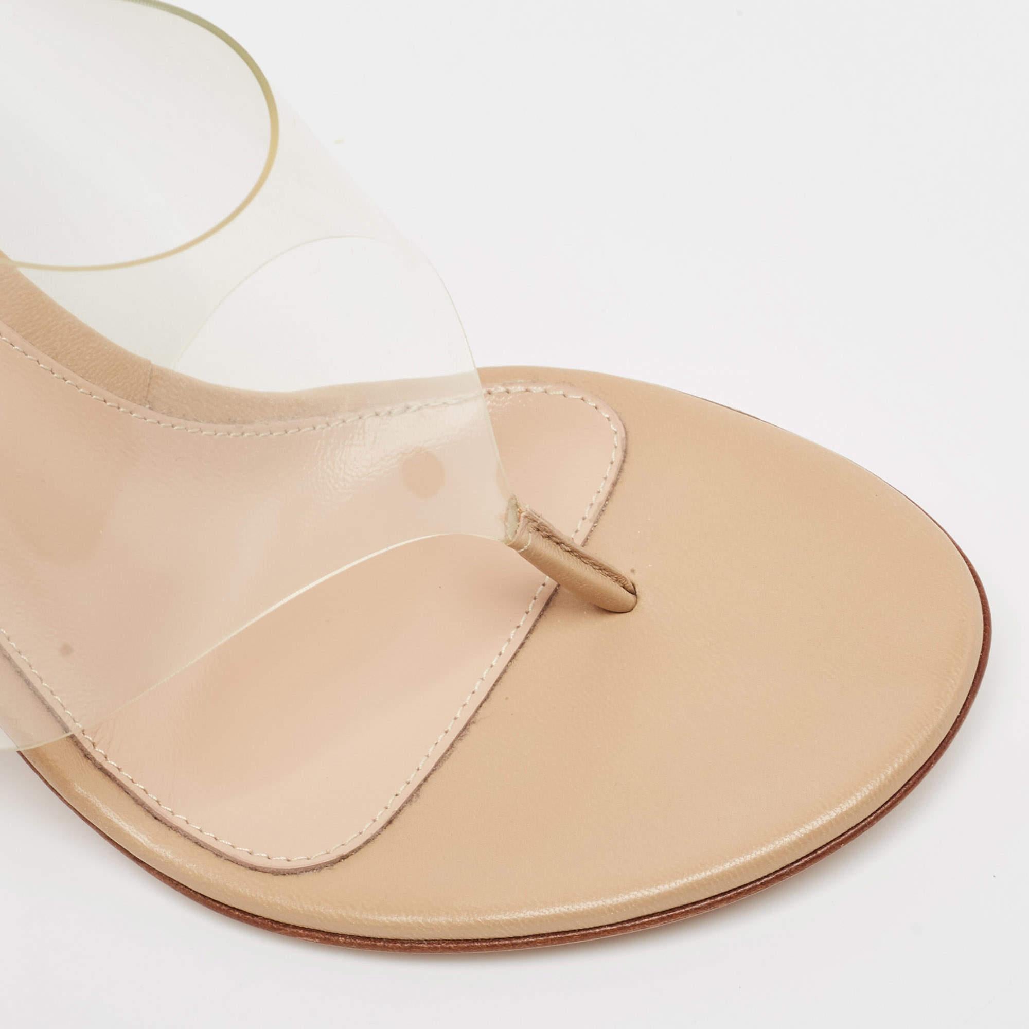 Gianvito Rossi Beige Leather and PVC Plexi Thong Wrap Sandals Size 35 For Sale 3