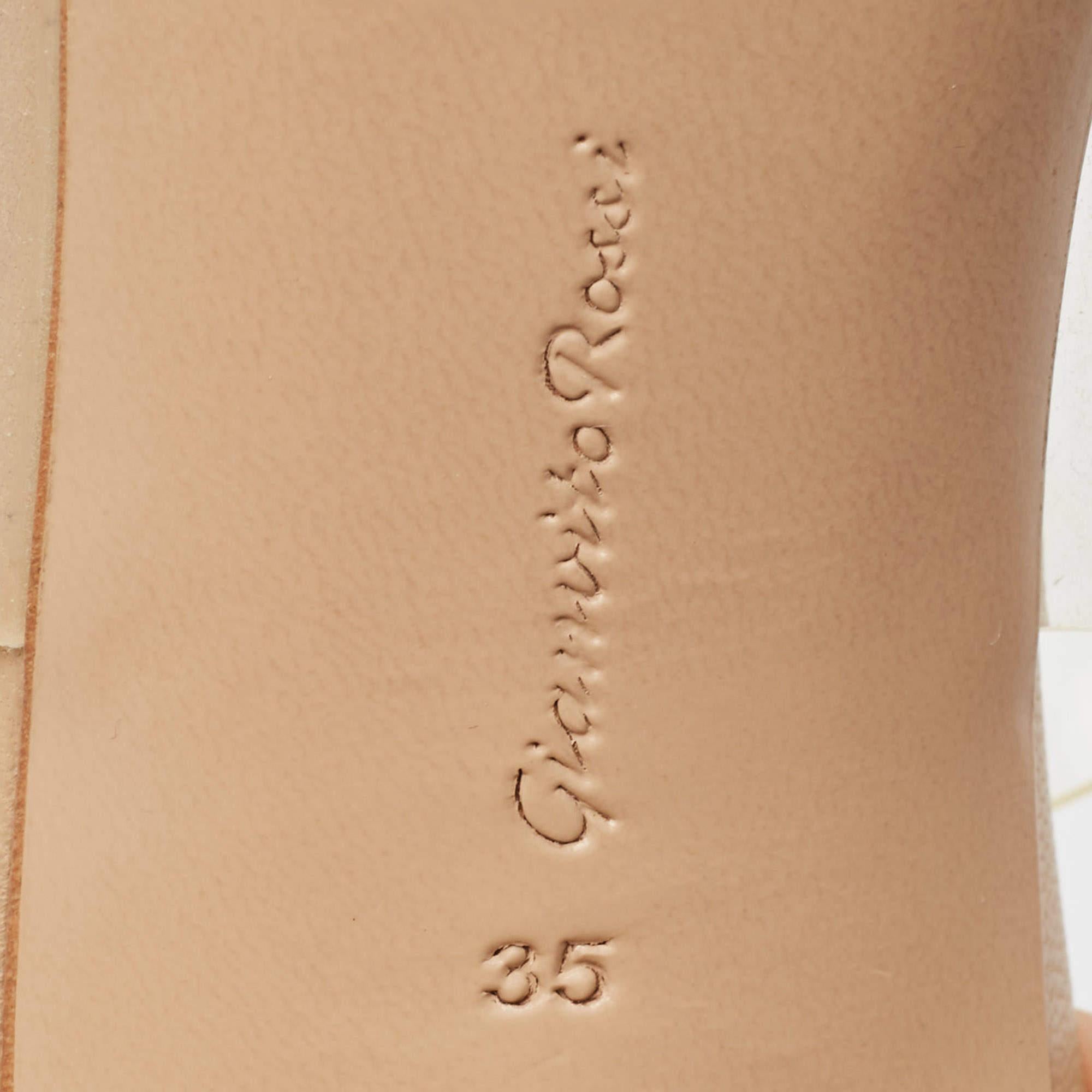 Gianvito Rossi Beige Leather and PVC Plexi Thong Wrap Sandals Size 35 For Sale 4