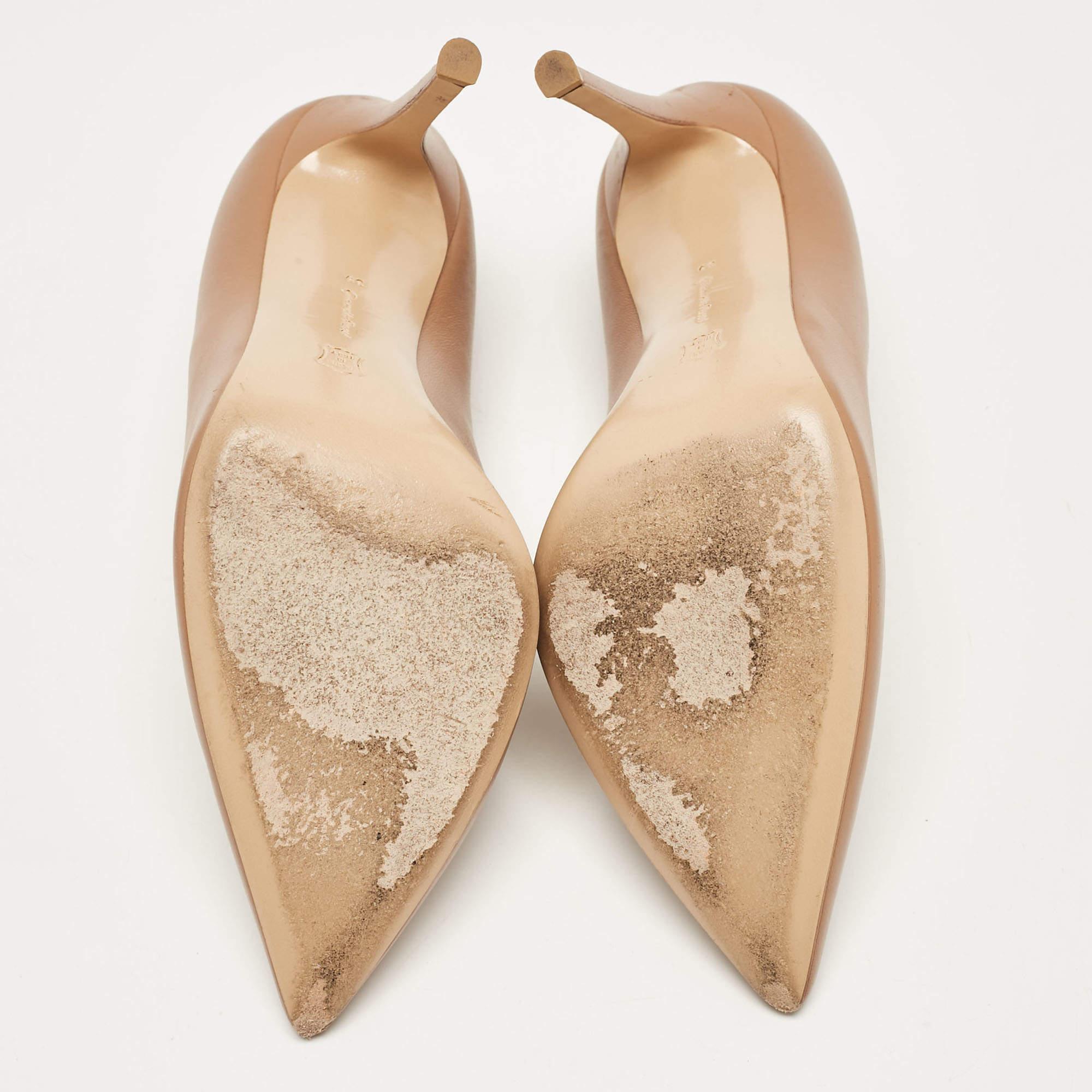 Gianvito Rossi Bombas de piel beige Gianvito Talla 39 en venta 1