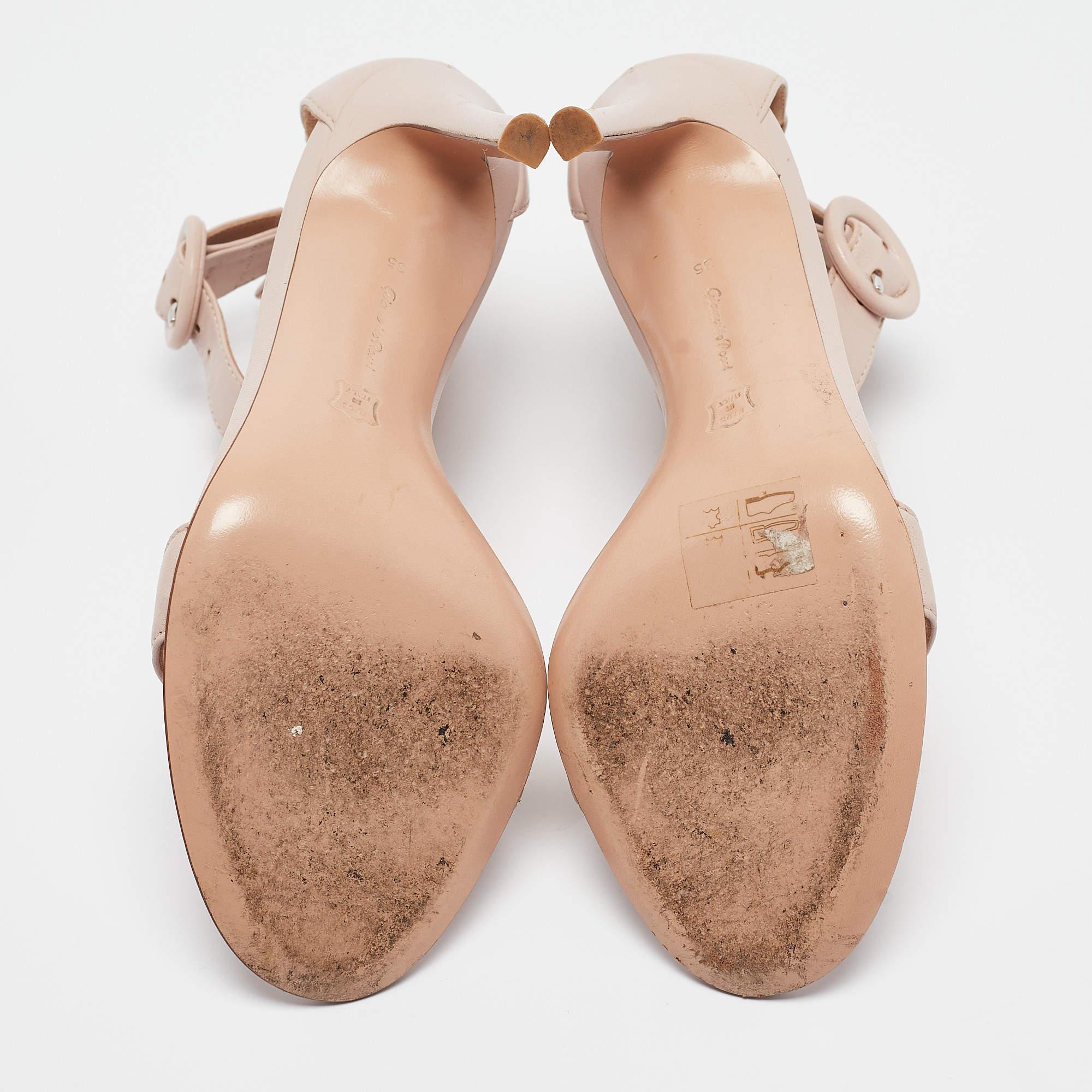 Gianvito Rossi Beige Leather Portofino Ankle Strap Sandals Size 35 For Sale 2